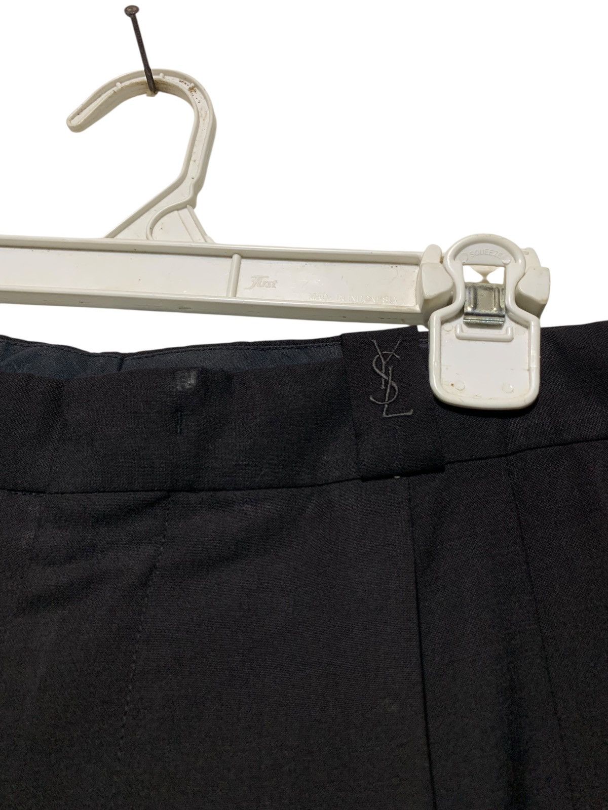 Yves Saint Laurent Vintage Yves Saint Laurent baggy embroidered logo trouser Size US 31 - 3 Thumbnail