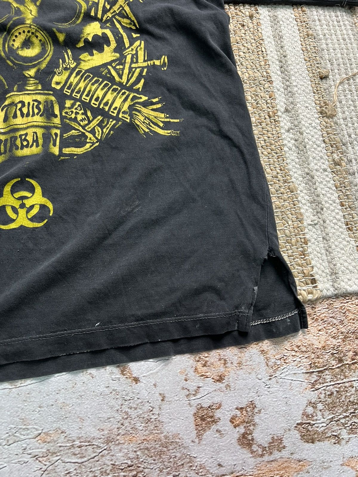 Vintage Tribal Urban vintage trashed tee Size US L / EU 52-54 / 3 - 4 Thumbnail