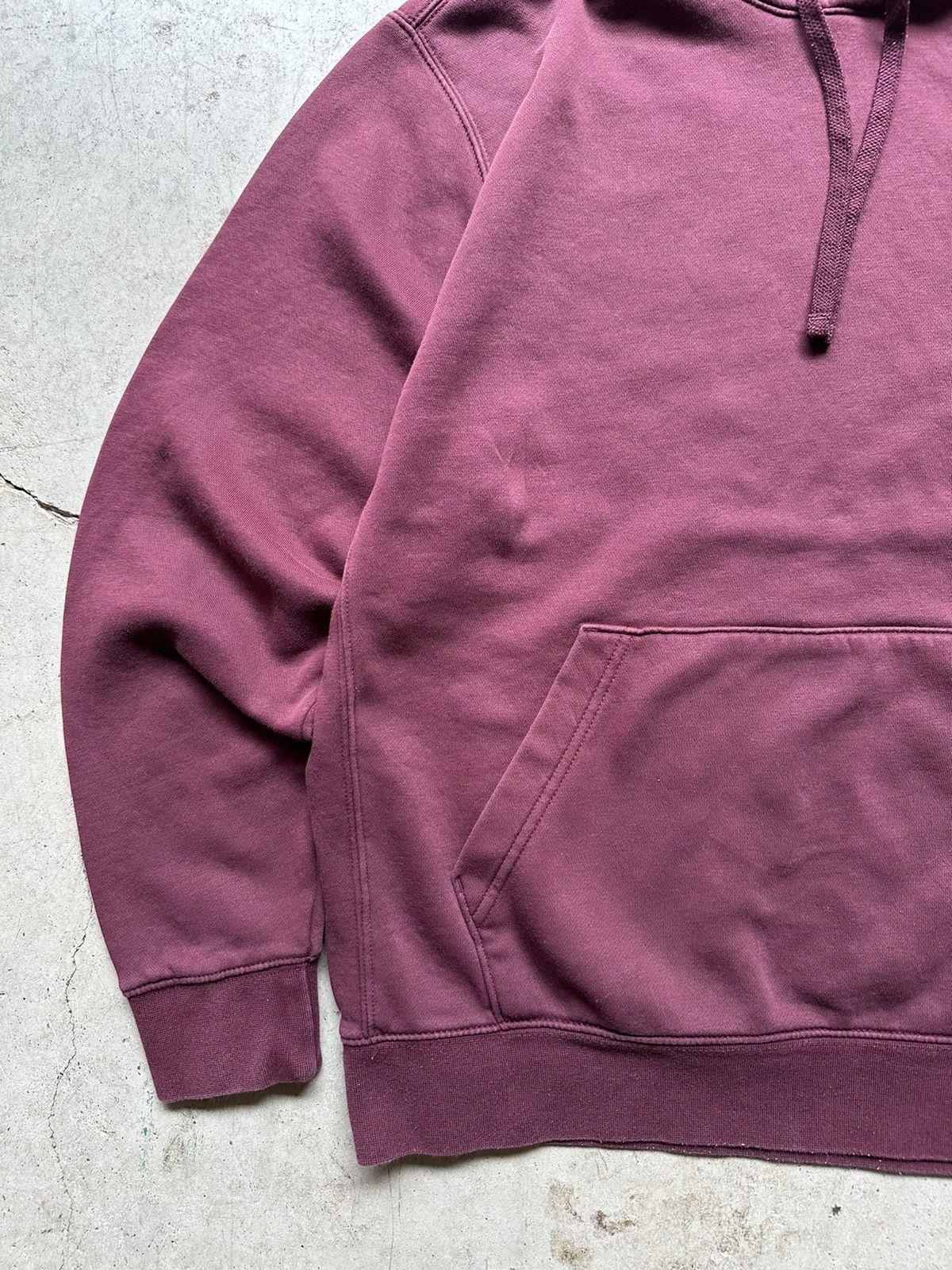 Nike Vintage Y2K Nike burgundy swoosh hoodie Size US L / EU 52-54 / 3 - 3 Thumbnail