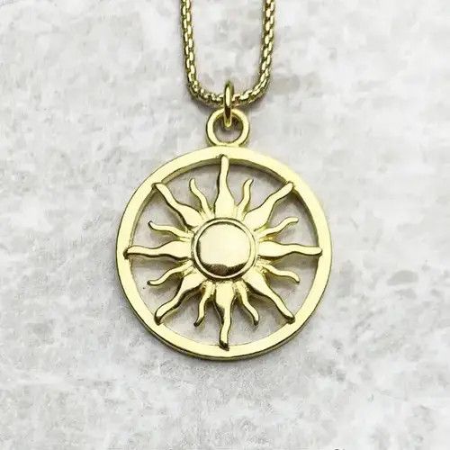 Jewelry Sun Pendant Necklace Size ONE SIZE - 1 Thumbnail