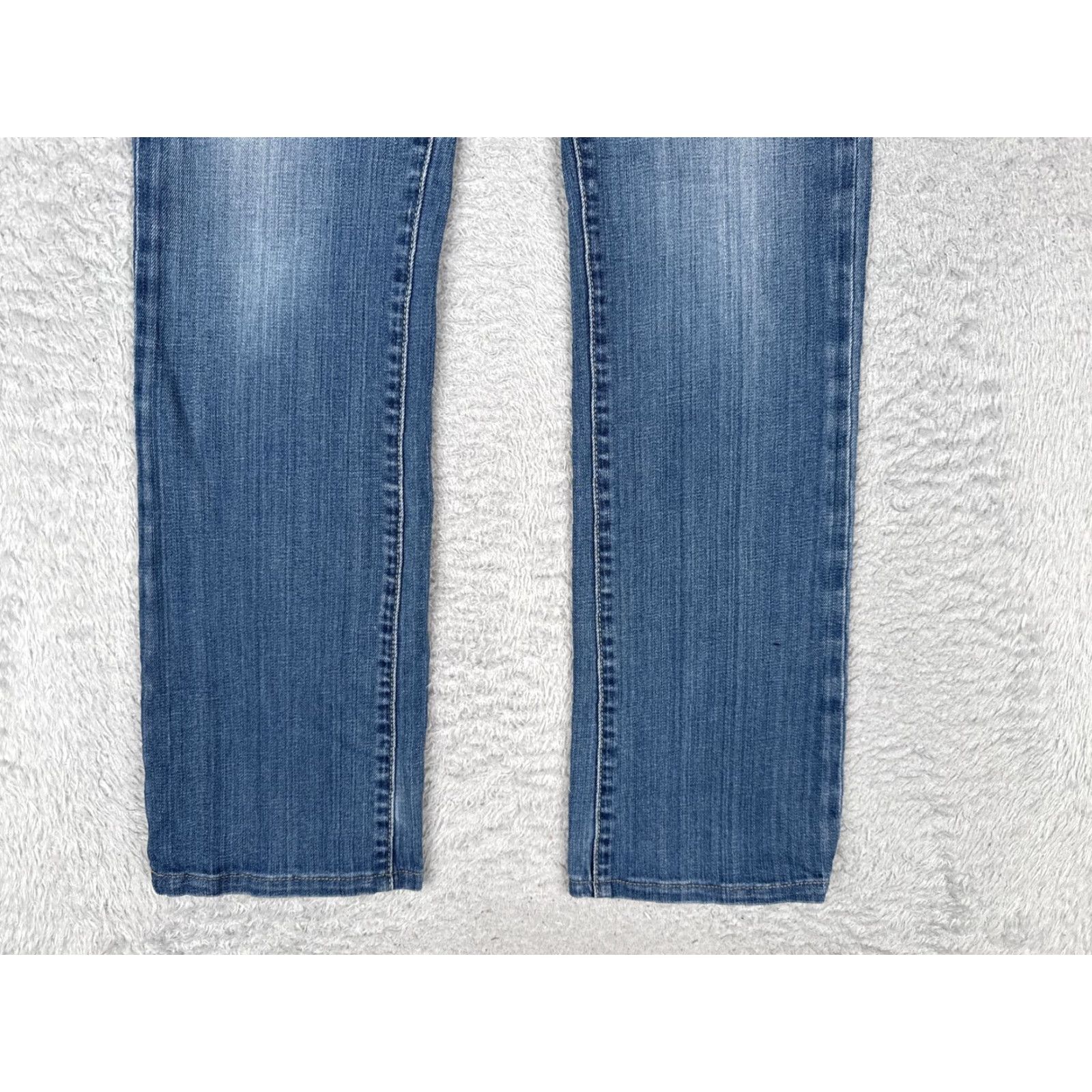 Vintage Red Engine Firebrand Jeans Womens 28 Blue Curvy Fit Bootcut Medium Wash 26x30 Jeans Size 28" / US 6 / IT 42 - 2 Thumbnail