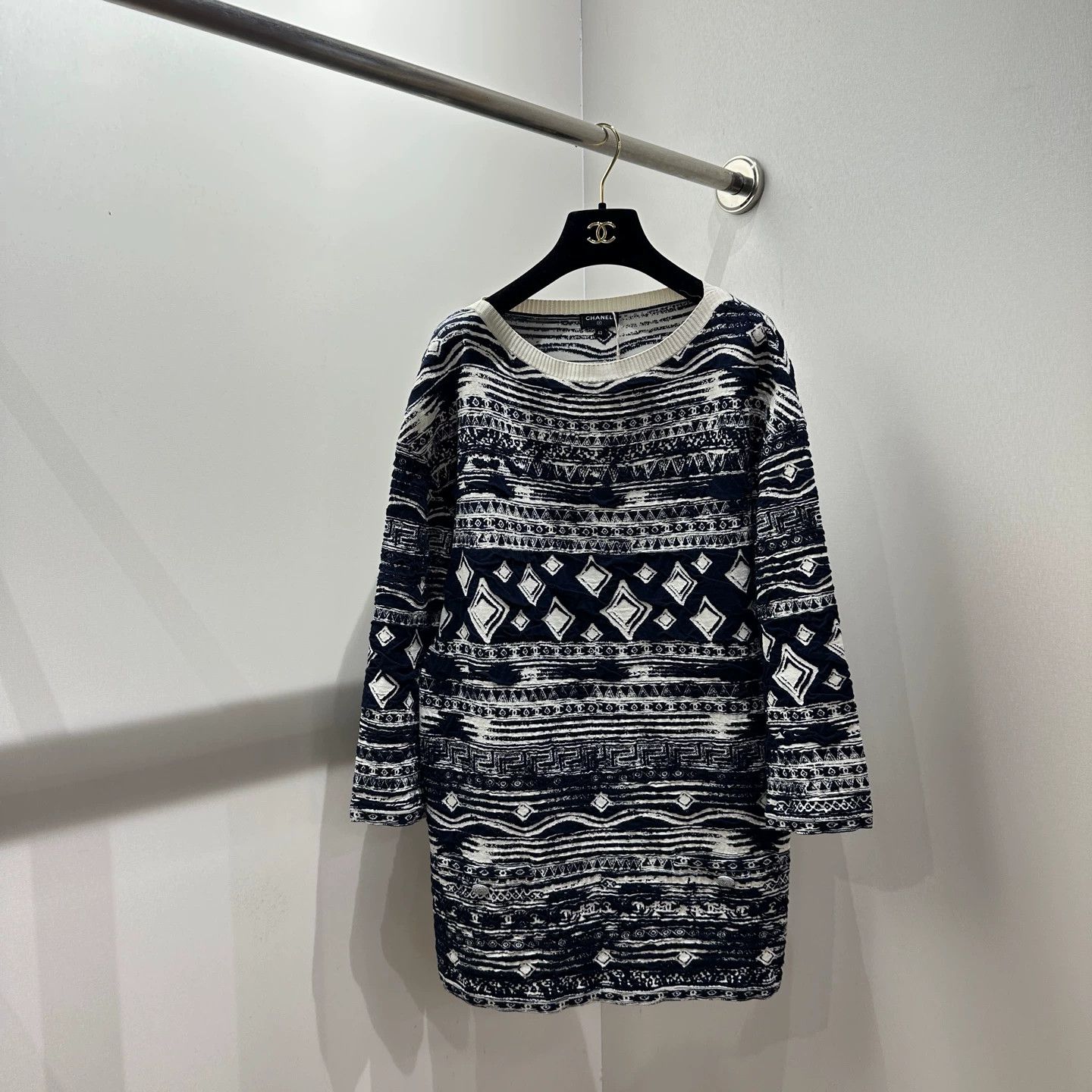 Chanel Chanel mar534 logo print 7-sleeve knit sweater 42 Size M / US 6-8 / IT 42-44 - 1 Thumbnail