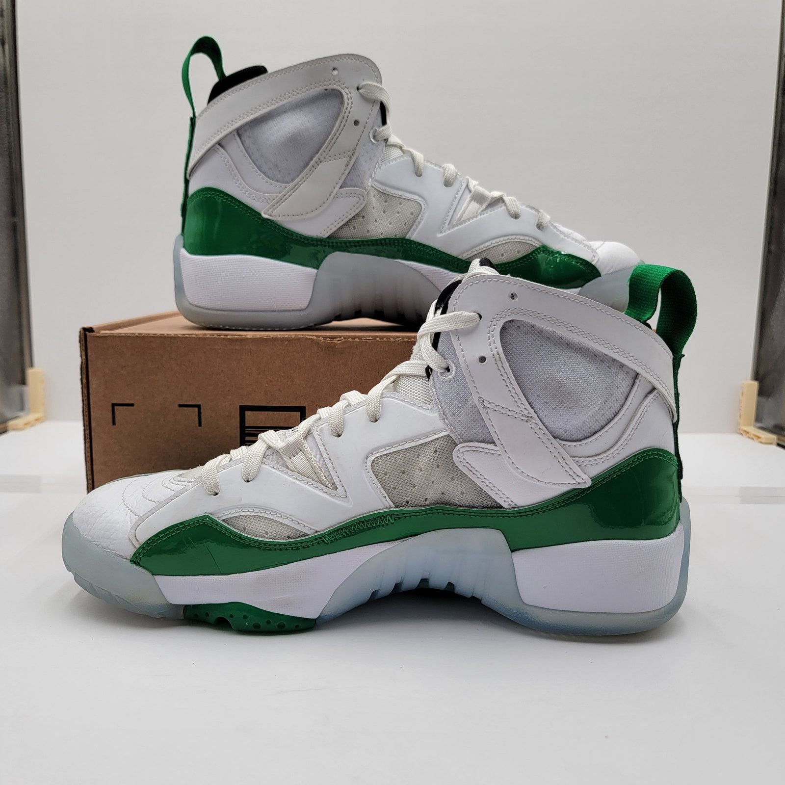Nike Nike Jumpman Two Trey 'White Lucky Green' Men Sz 10.5 DJ1925 Size US 10.5 / EU 43-44 - 2 Thumbnail