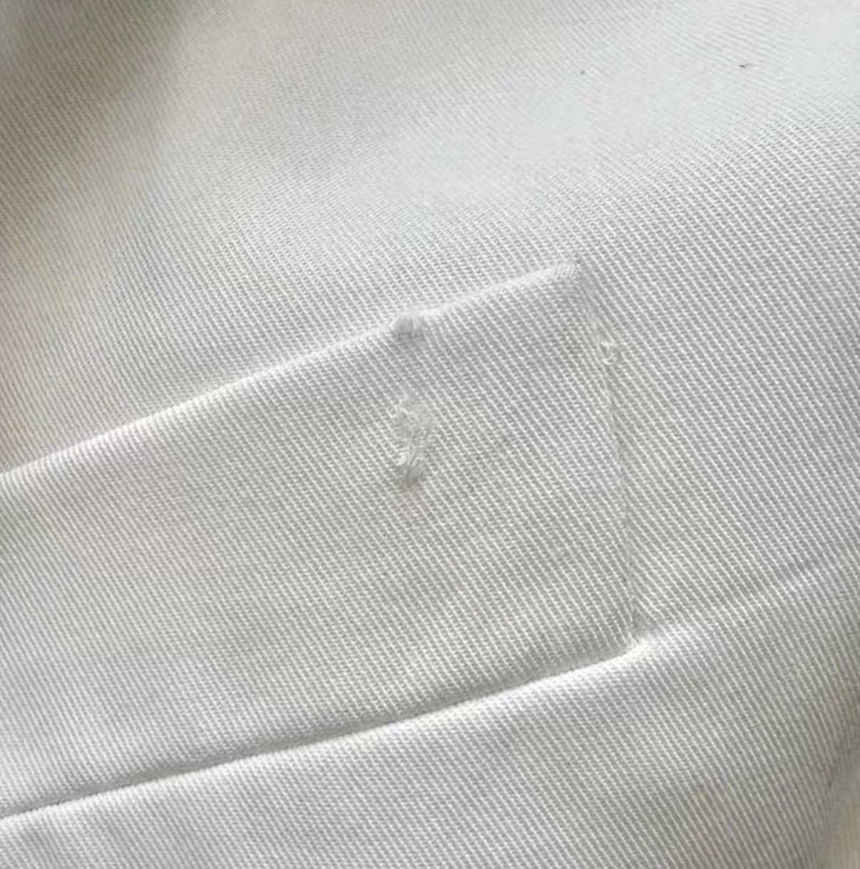 Maison Margiela Maison Margiela Off-White Padded Shoulder Waistcoat J29 Size US M / EU 48-50 / 2 - 7 Thumbnail