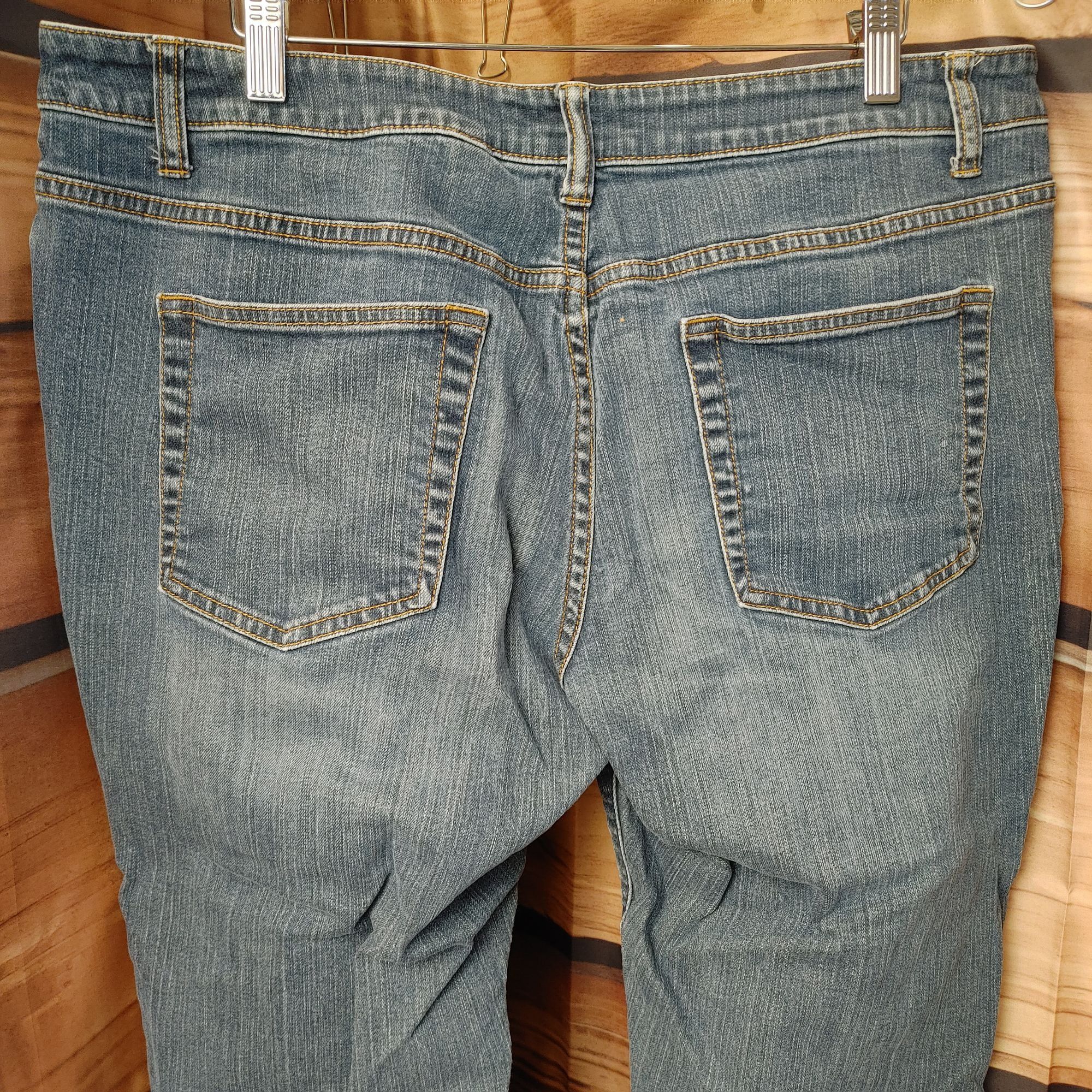 Coldwater Creek Coldwater Creek Women's Blue Denim Capri Jeans P16 Size 38" / US 16 / IT 52 - 2 Thumbnail