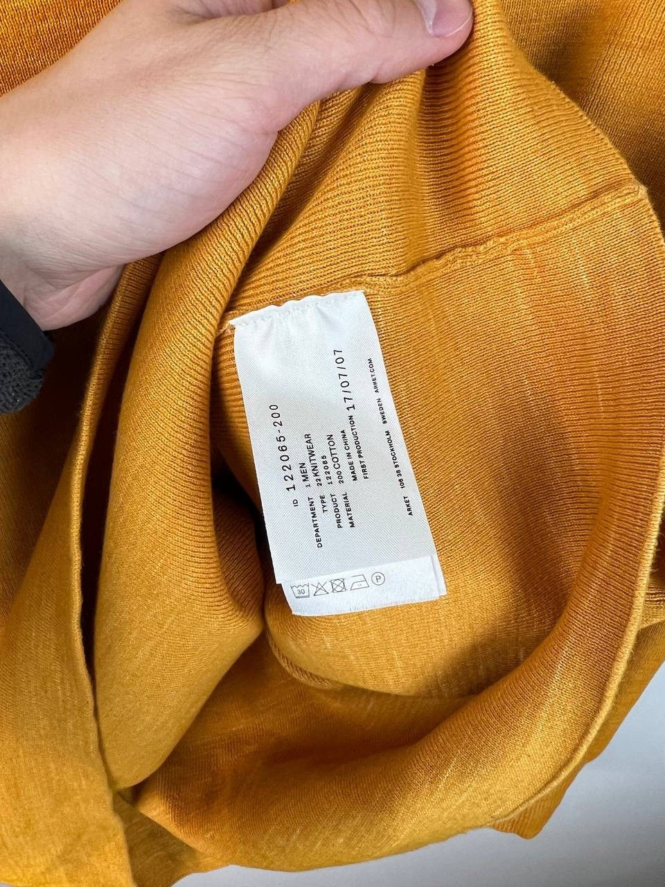 Vintage Arket luxury sweaters size L Size US L / EU 52-54 / 3 - 5 Thumbnail