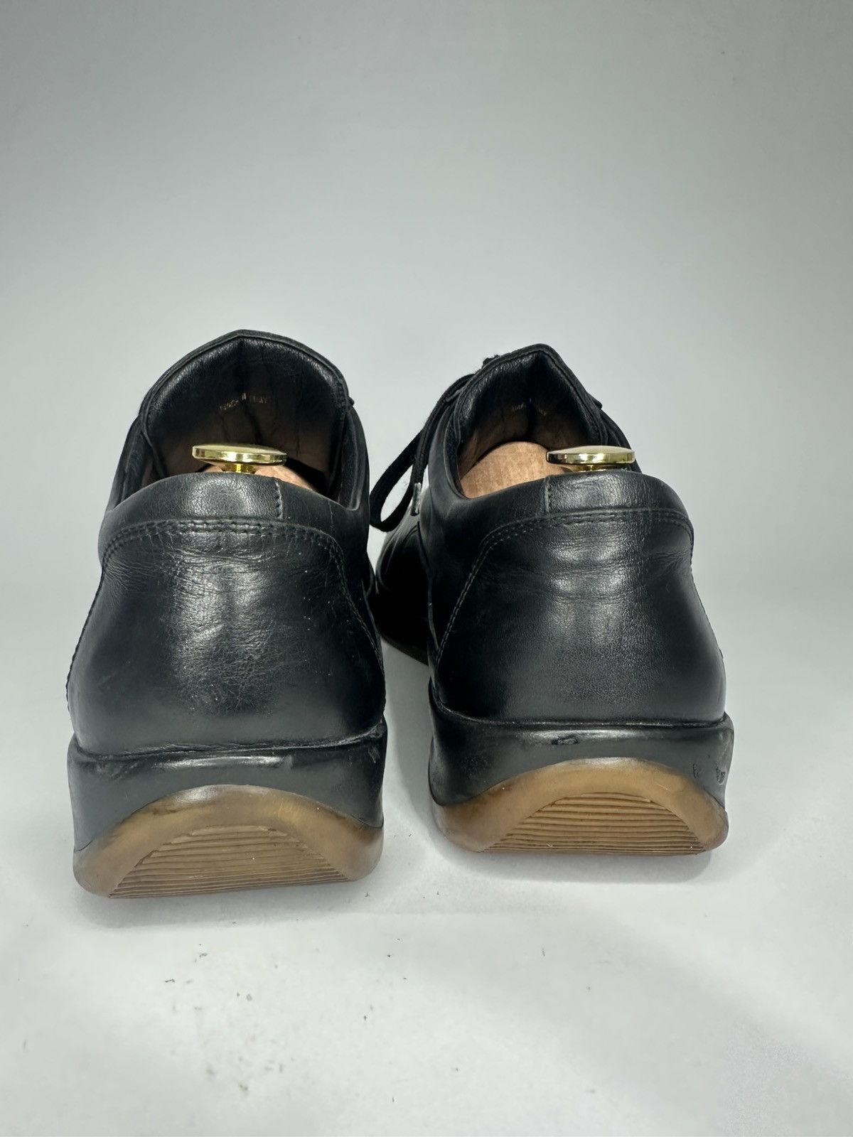 Louis Vuitton Louis Vuitton Black Leather Low Top Sneakers. Size US 12 / EU 45 - 5 Thumbnail