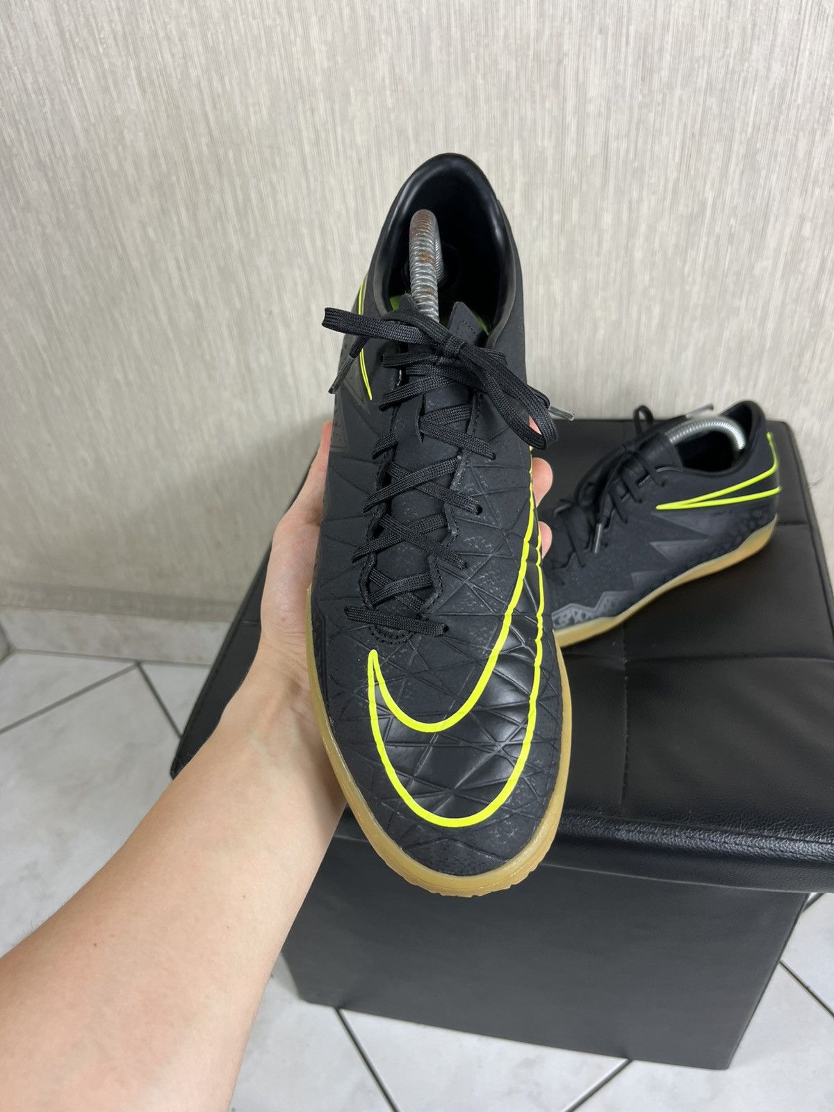 Nike Vintage Nike OG hypervenom Pheron II soccer shoes Neymar Jr Size US 9.5 / EU 42-43 - 6 Thumbnail