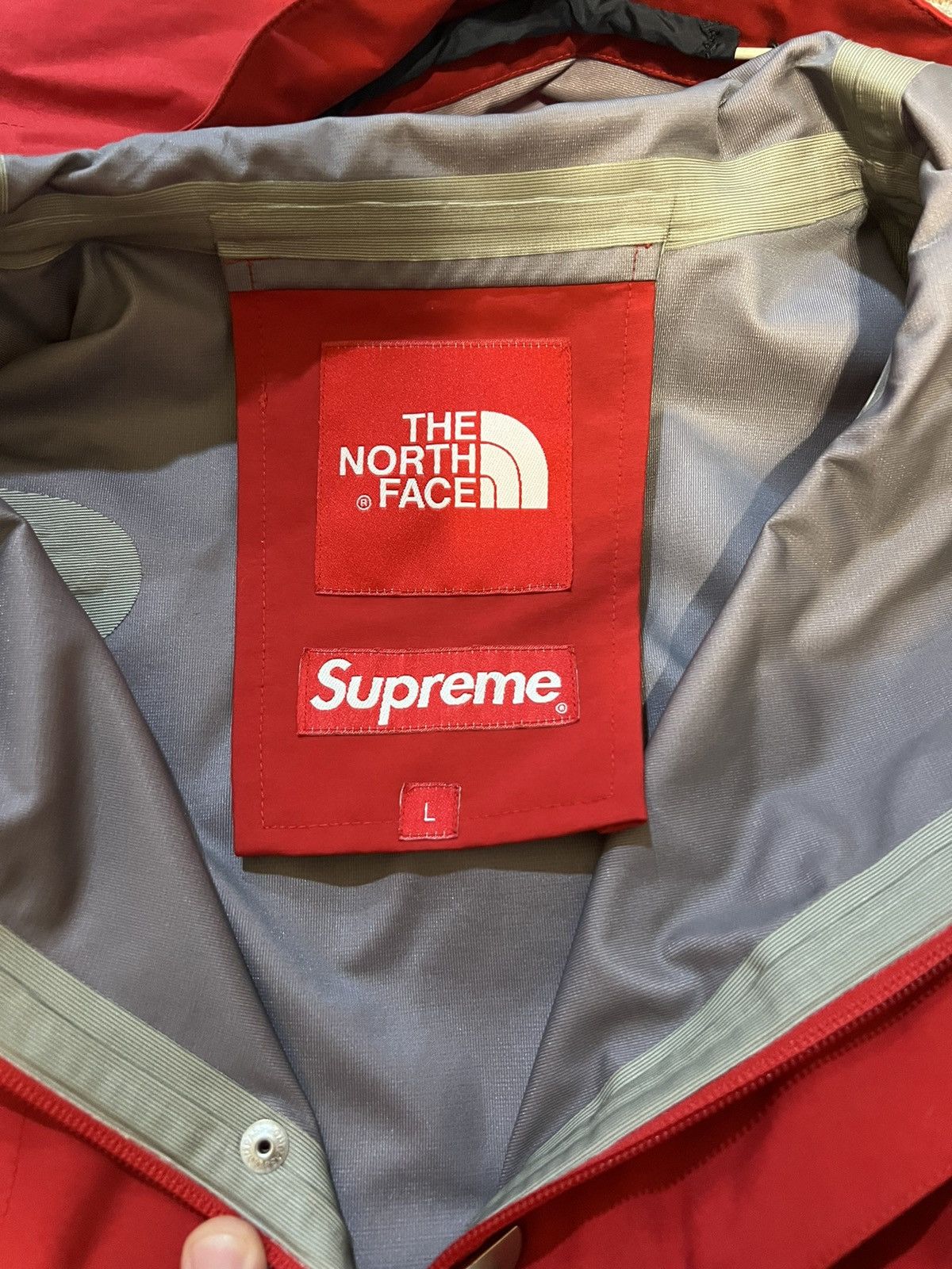 Supreme × The North Face 2010 Supreme The North Face Size US L / EU 52-54 / 3 - 8 Thumbnail