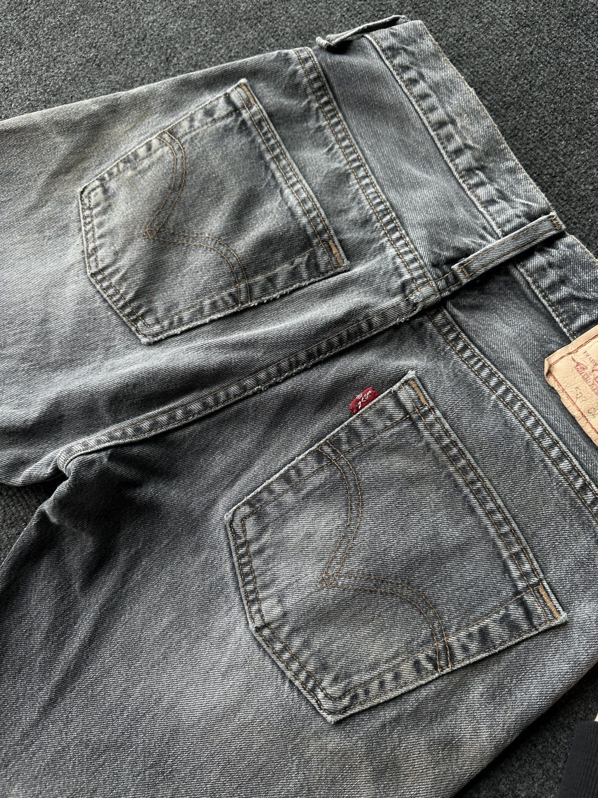 Levi's 🚨 VNTG LEVI’S 507 DISSTRESSED GRAY PAINTED WASHED Size US 29 - 12 Thumbnail