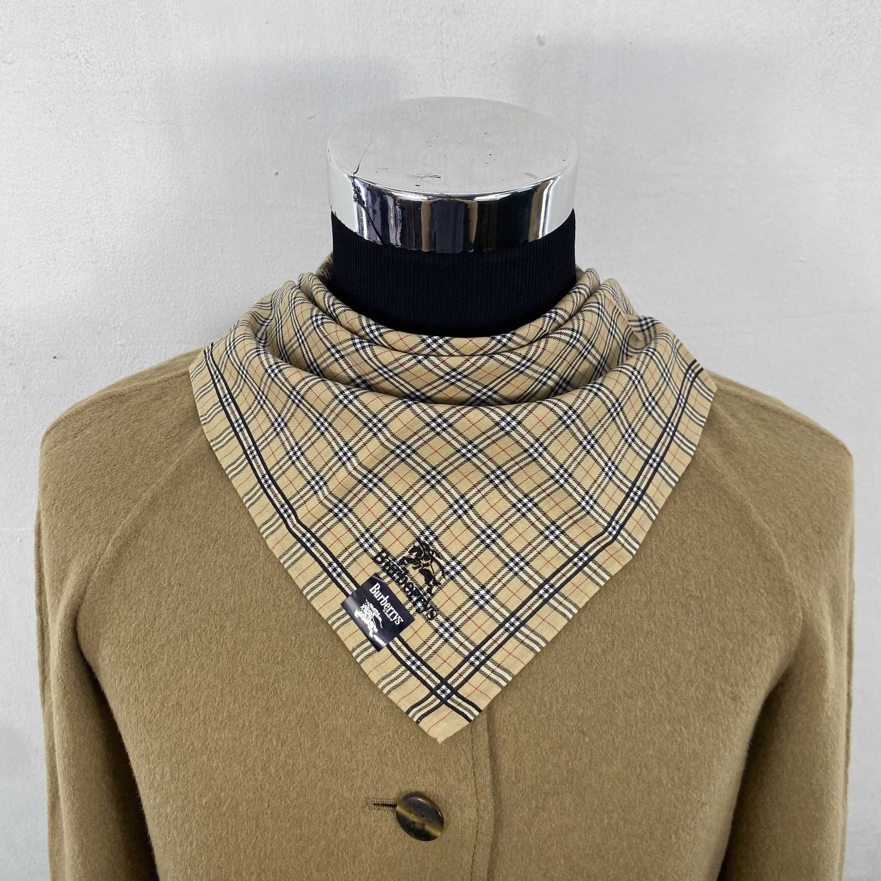 Burberry Vintage Burberry Handkerchief Neckerchief Bandana H265P Size ONE SIZE - 2 Thumbnail