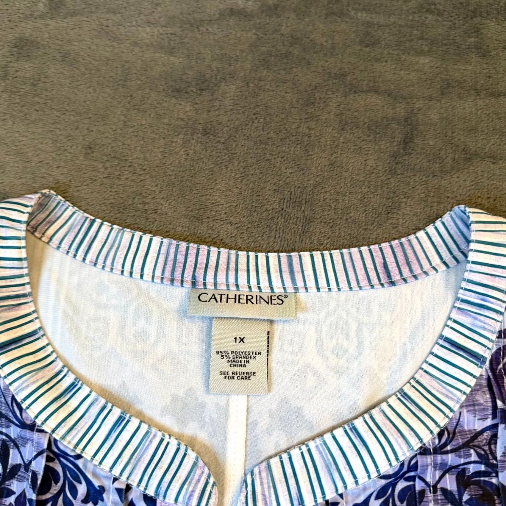 Vintage Catherines Tunic Blouse Geometric 1X Purple 3/4 Sleeve Pullover Womens Plus Size Blouse Size XL / US 12-14 / IT 48-50 - 2 Thumbnail