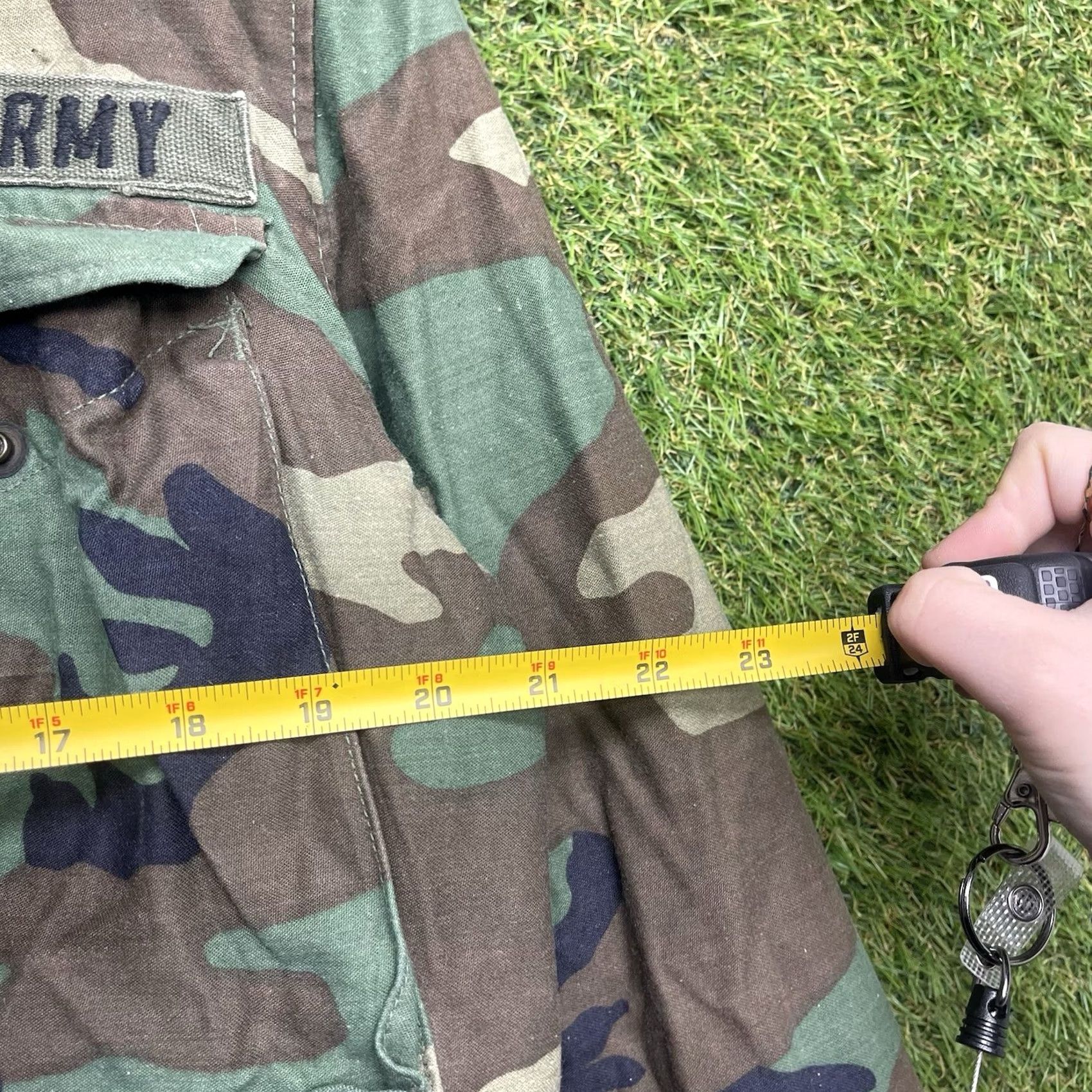 Vintage VINTAGE US Army Jacket Mens Small Regular Woodland Camouflage 90s Military Jacket Mens Small Regular Woodland Camouflage 90s Size US S / EU 44-46 / 1 - 4 Thumbnail