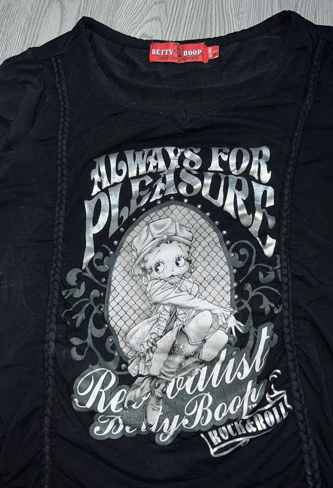 Japanese Brand Betty Boop rock and roll top 🧛🏻‍♀️🖤 Size S / US 4 / IT 40 - 4 Thumbnail