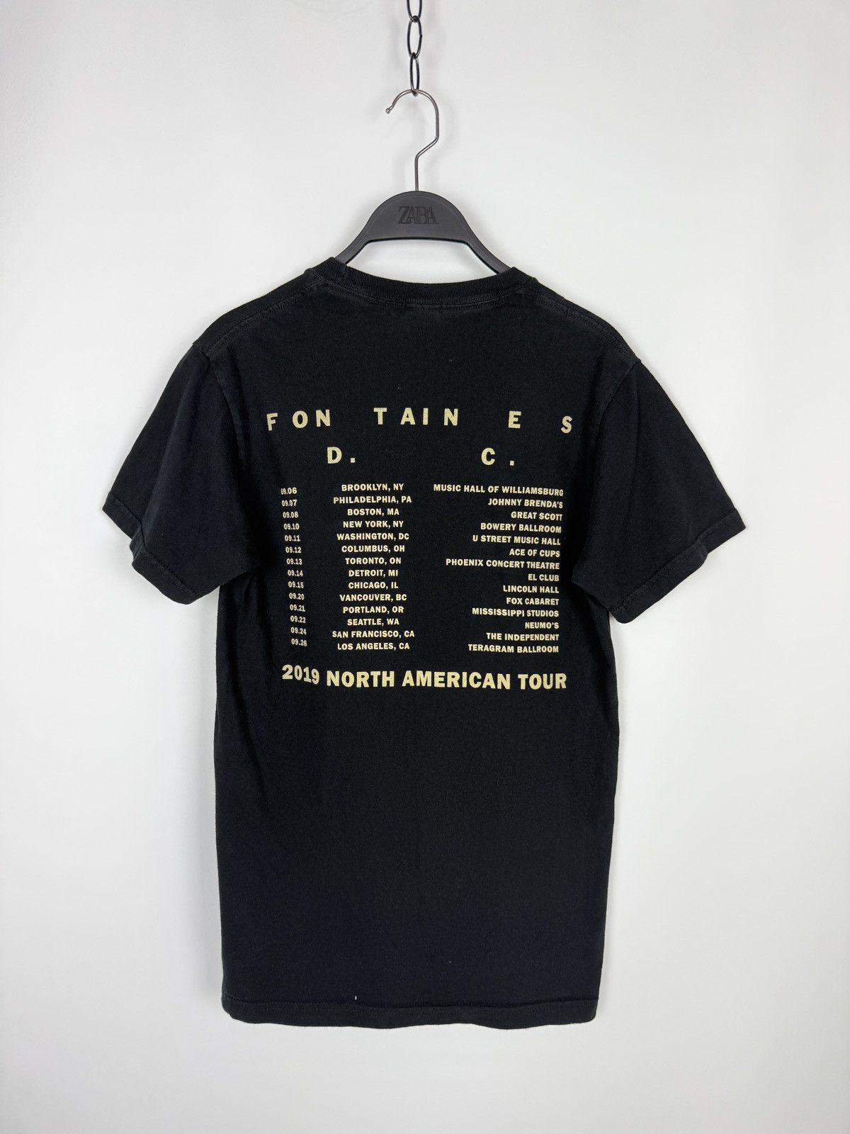 Band Tees 2019 Fontaines D.C. North American Tour Graphic T-Shirt Size US S / EU 44-46 / 1 - 3 Thumbnail