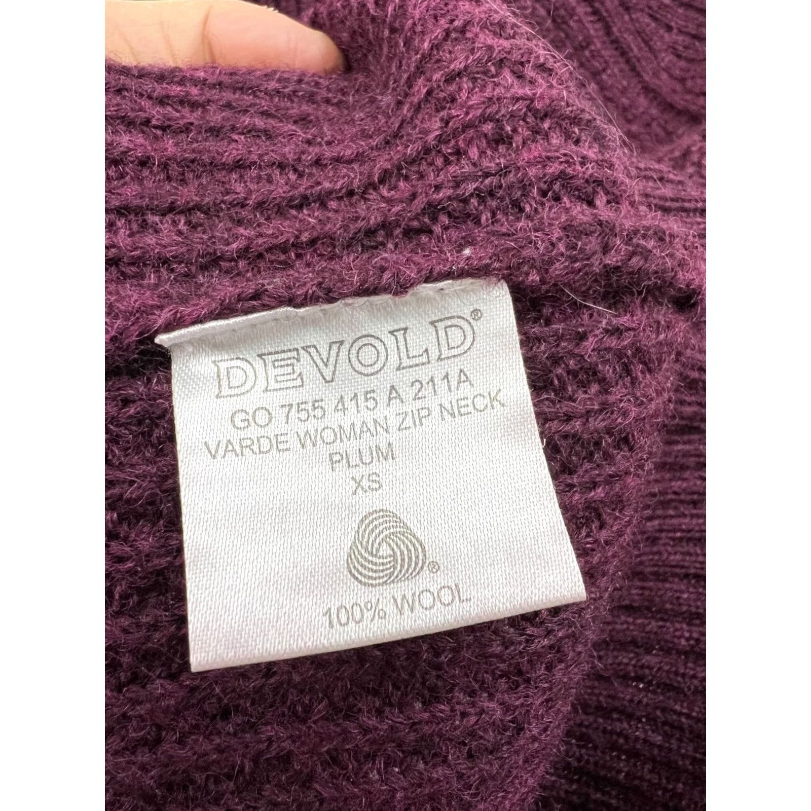 Vintage Devold Varde Zip Neck Plum Sweater XS Womens Cardigan Wool High Neck Sweatshirt Size XS / US 0-2 / IT 36-38 - 6 Thumbnail