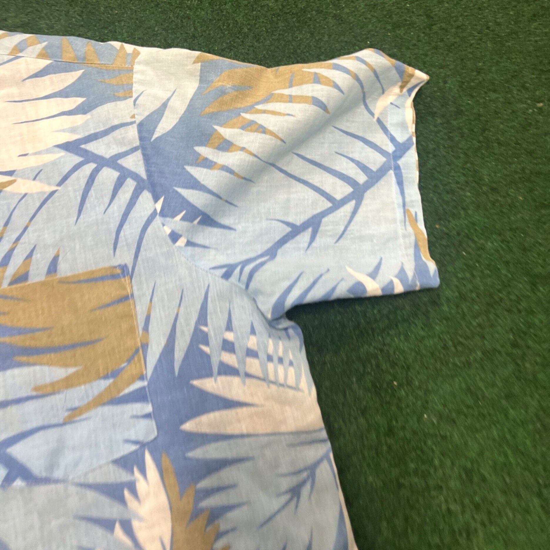 Vintage Vintage Remington Hawaiian Shirt Size Large Beach Fishing Summer Outdoors USA Size US L / EU 52-54 / 3 - 4 Thumbnail