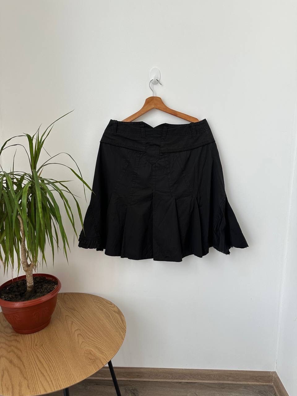 Japanese Brand × Vintage Vintage IKKS Womens Black Avant Garde Cargo Black Mini Skirt Size 30" / US 8 / IT 44 - 11 Thumbnail