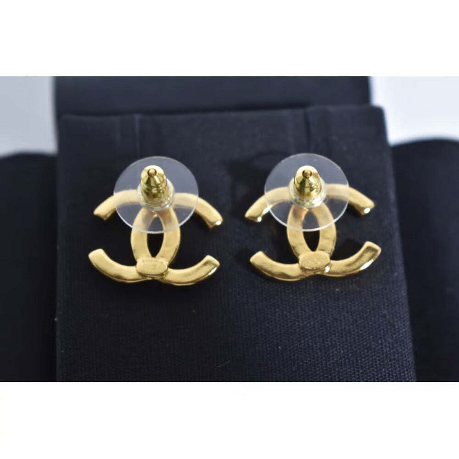 Chanel Chanel Gold Interlocking Classic Drop Statement Stud Earring Size ONE SIZE - 6 Thumbnail