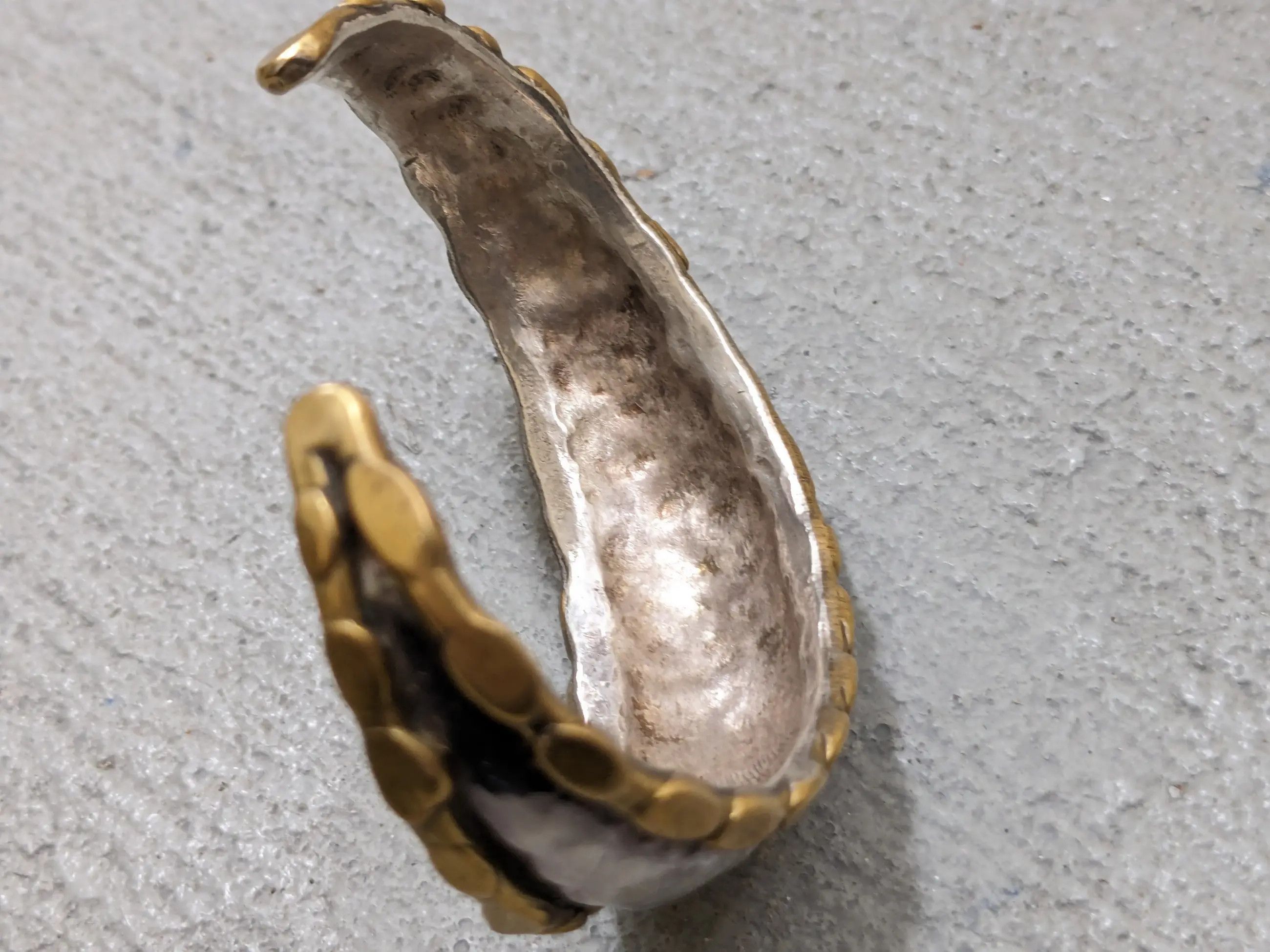 Jewelry Vintage Sterling Silver Cuff Bracelet Brass 5.5 Hammered Size ONE SIZE - 9 Thumbnail