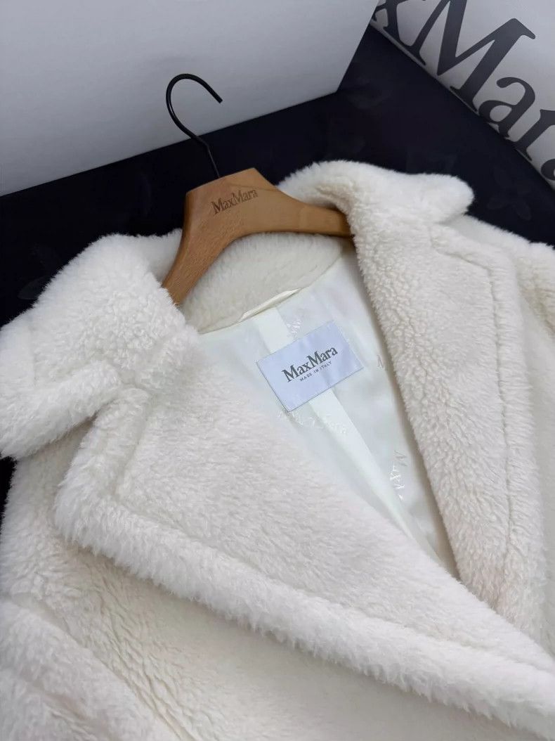 Max Mara max mara Teddy bear alpaca fur coat Size M / US 6-8 / IT 42-44 - 3 Thumbnail