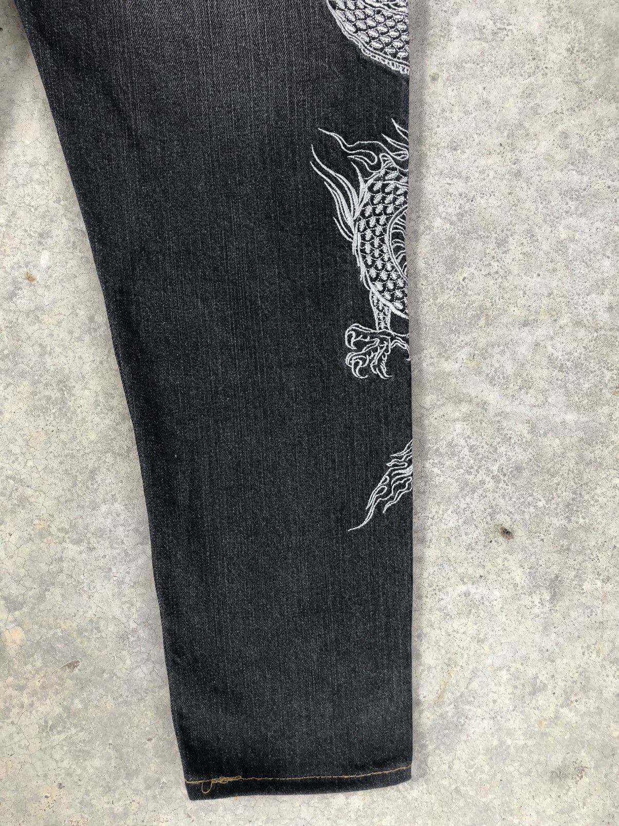Japanese Brand Japanese Dragon Embroidered Distressed Jeans Size US 31 - 14 Thumbnail