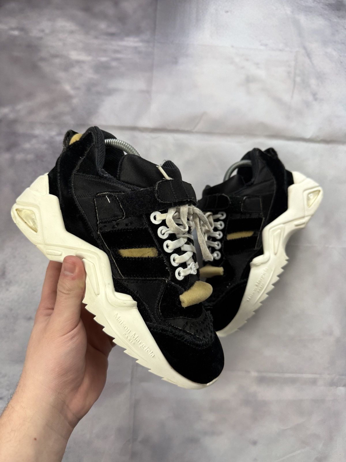 Maison Margiela Maison Margiela Retro Fit Artisanal Sneakers Black White Size US 7 / EU 40 - 3 Thumbnail