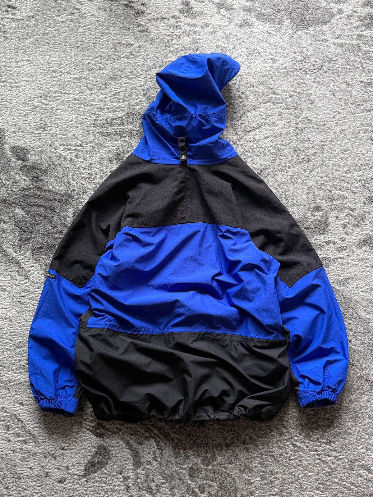 Nike Vintage Nike ACG Strorm-Fit Outdoor Jacket Size US L / EU 52-54 / 3 - 12 Thumbnail