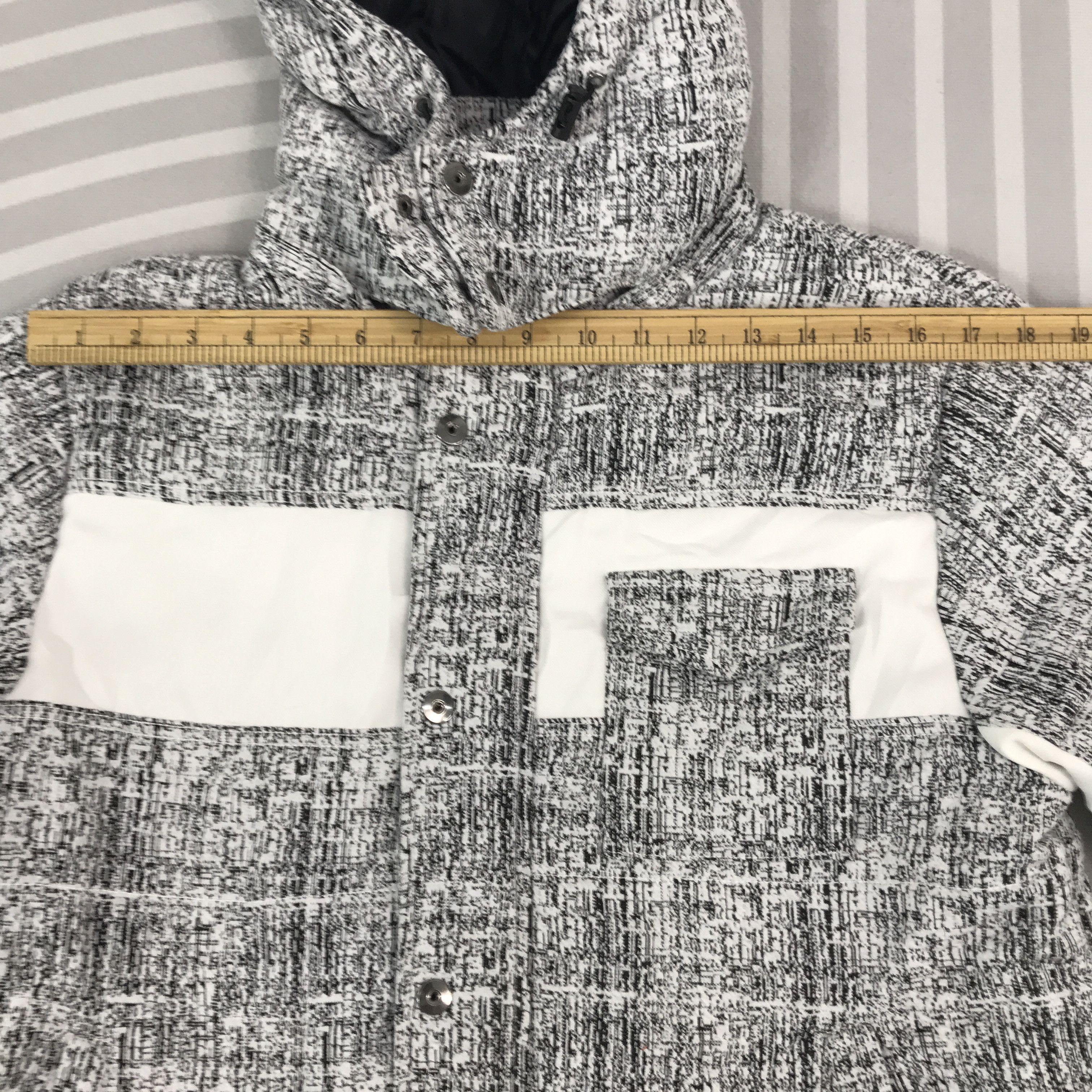 In The Attic × Japanese Brand × Vintage Vintage In the attic Japan puffer Hoodie Jacket Size US M / EU 48-50 / 2 - 5 Thumbnail