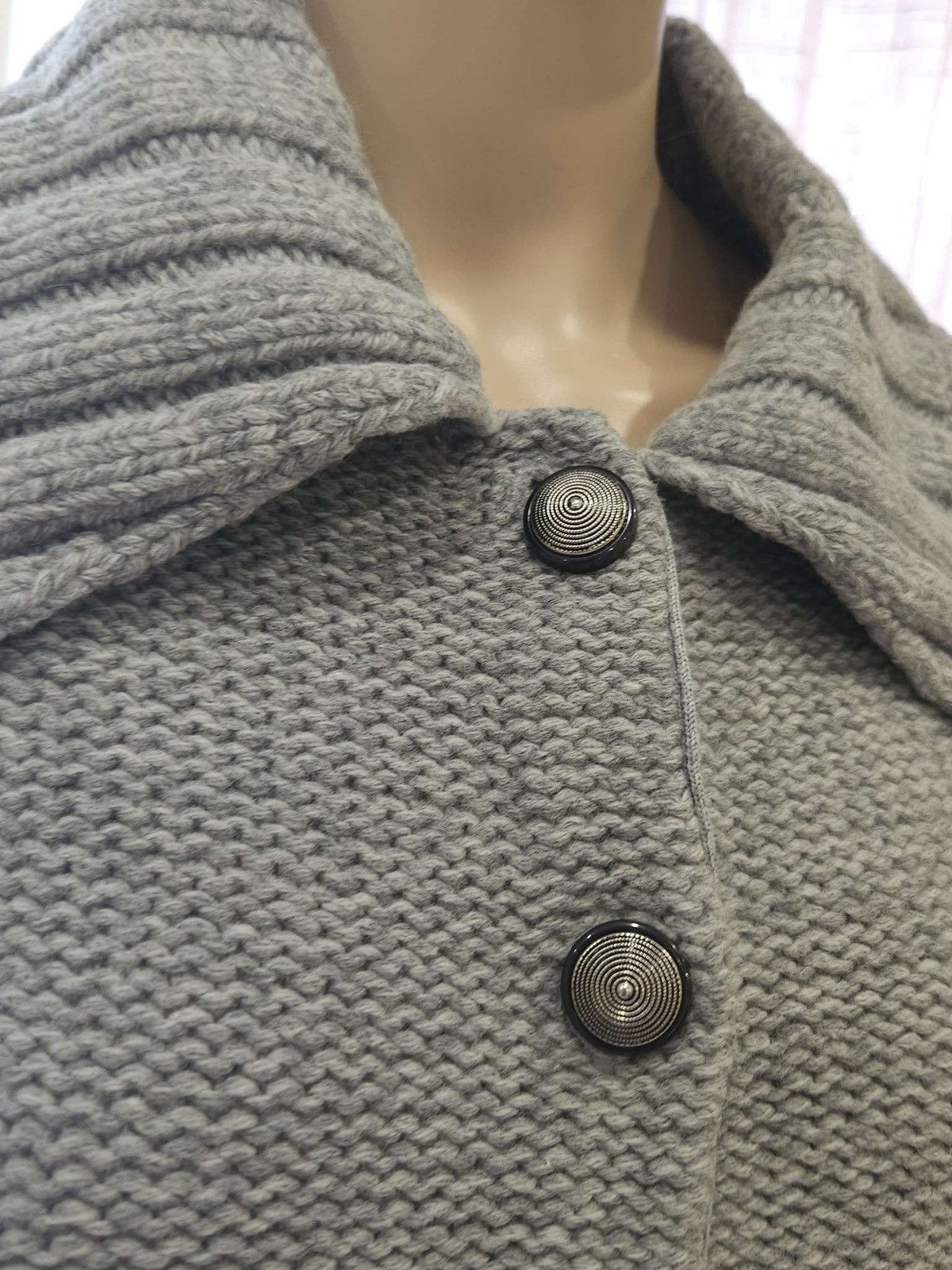 Alice + Olivia × Vintage Alice & Olivia Knit Wool Alpaca Bell Sleeve Cardigan/ Dress Size M / US 6-8 / IT 42-44 - 14 Thumbnail