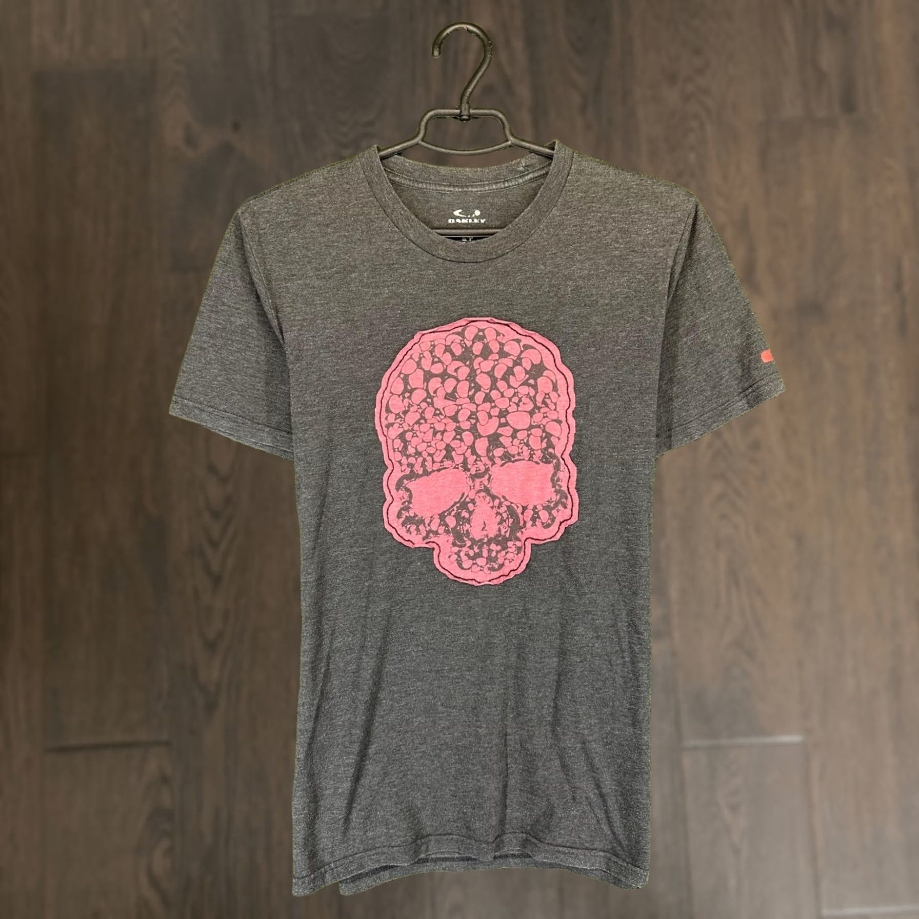 Oakley OAKLEY Skull Original Men Casual Shirt T-Shirt Tee Jersey Size S Gray Regular Men's Short Sleeve Jersey Logo Decade Skull Theme Shirt Size US S / EU 44-46 / 1 - 1 Thumbnail