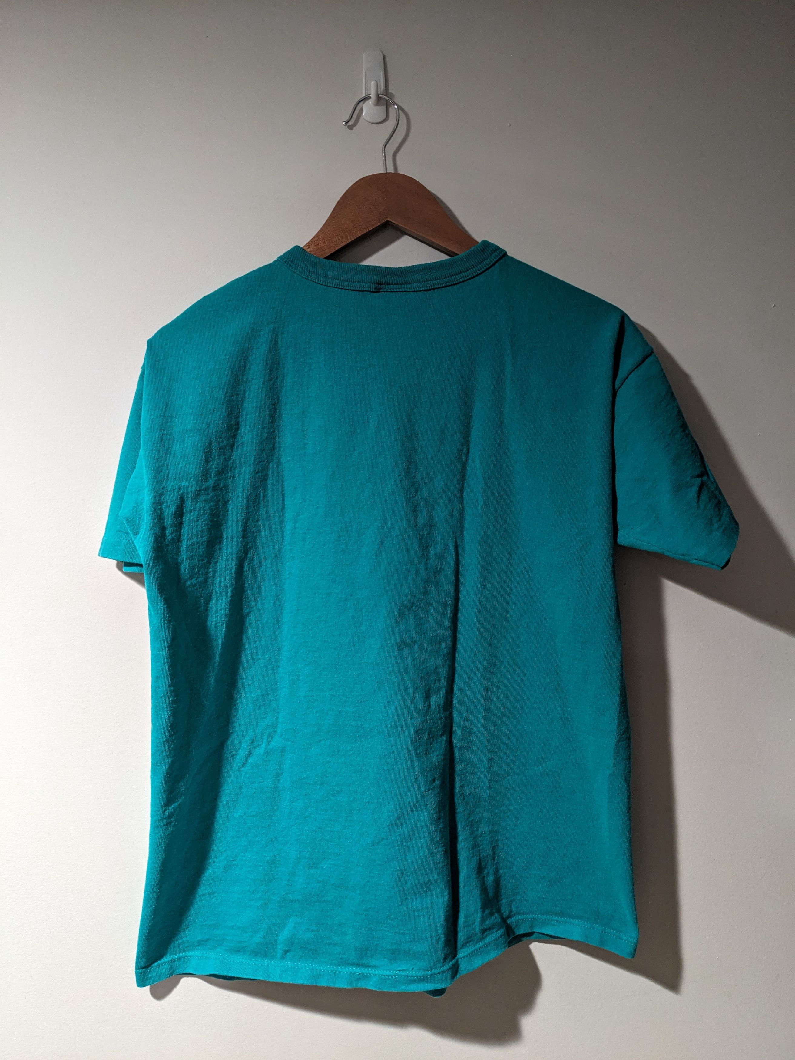 Champion × Vintage Vintage 90s Champion Spell Out Logo Green Large T-Shirt Size US L / EU 52-54 / 3 - 7 Thumbnail