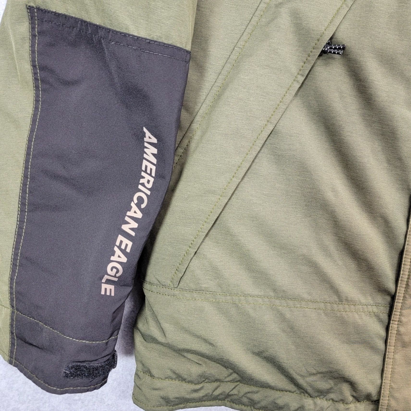 American Eagle Outfitters American Eagle Outfitters Jacket Hooded Quilted 3-in-1 Outerwear Size M Green Black Mens Size US M / EU 48-50 / 2 - 6 Thumbnail