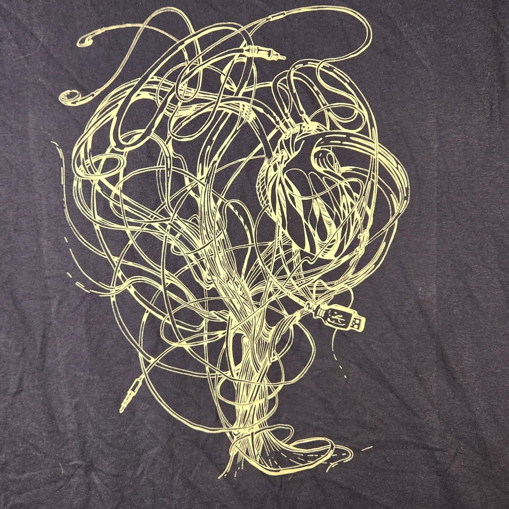 Fruit Of The Loom Compute Blade Shirt Mens 2XL Navy Blue Graphic Tee Crew Neck Short Sleeve Cotton USB Cable T-Shirt Tee Graphic Print Mens Boys? Size US XXL / EU 58 / 5 - 2 Thumbnail