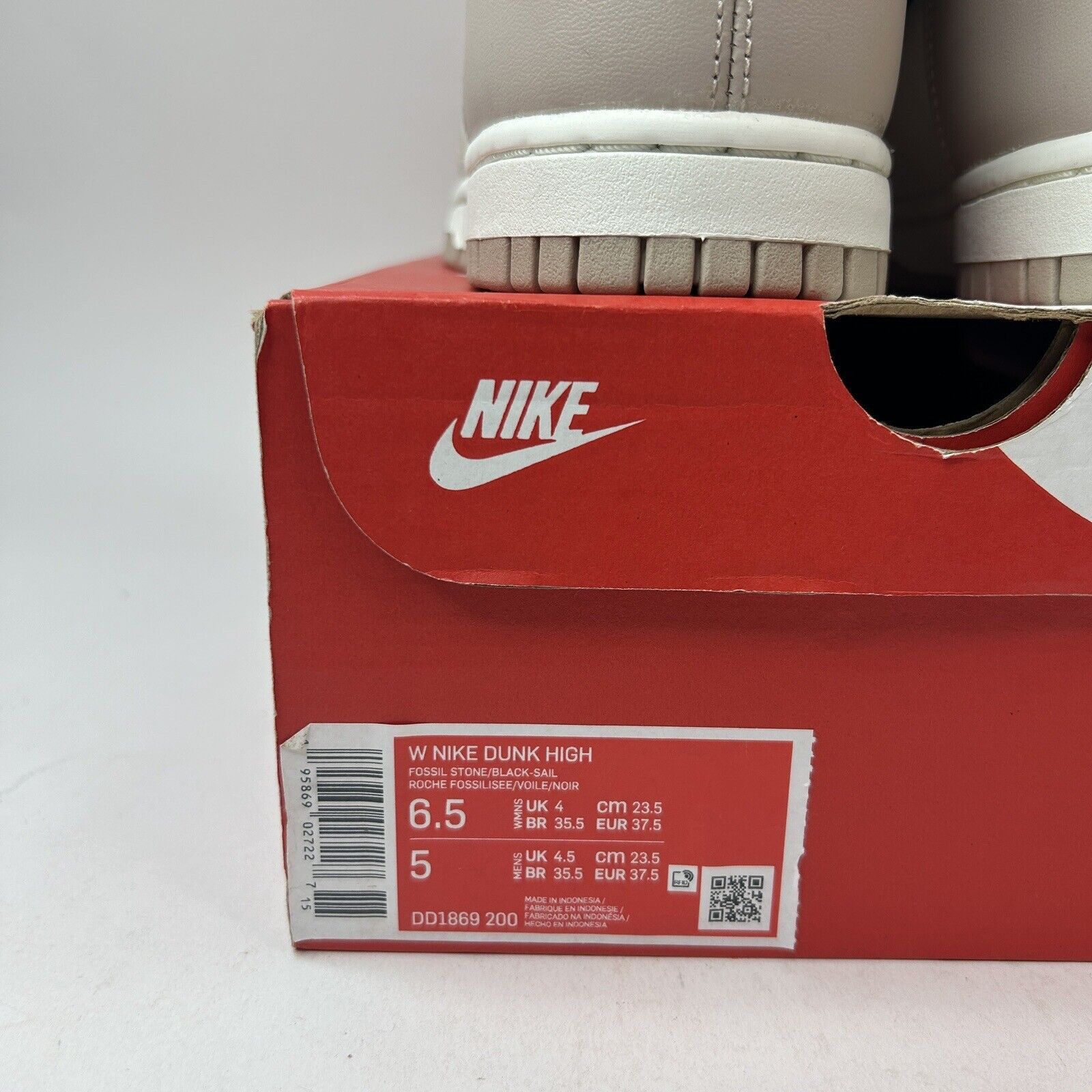 Nike Nike Dunk High WMNS “Fossil Stone Black Sail Tan” 2023 Size US 6.5 / IT 36.5 - 5 Thumbnail
