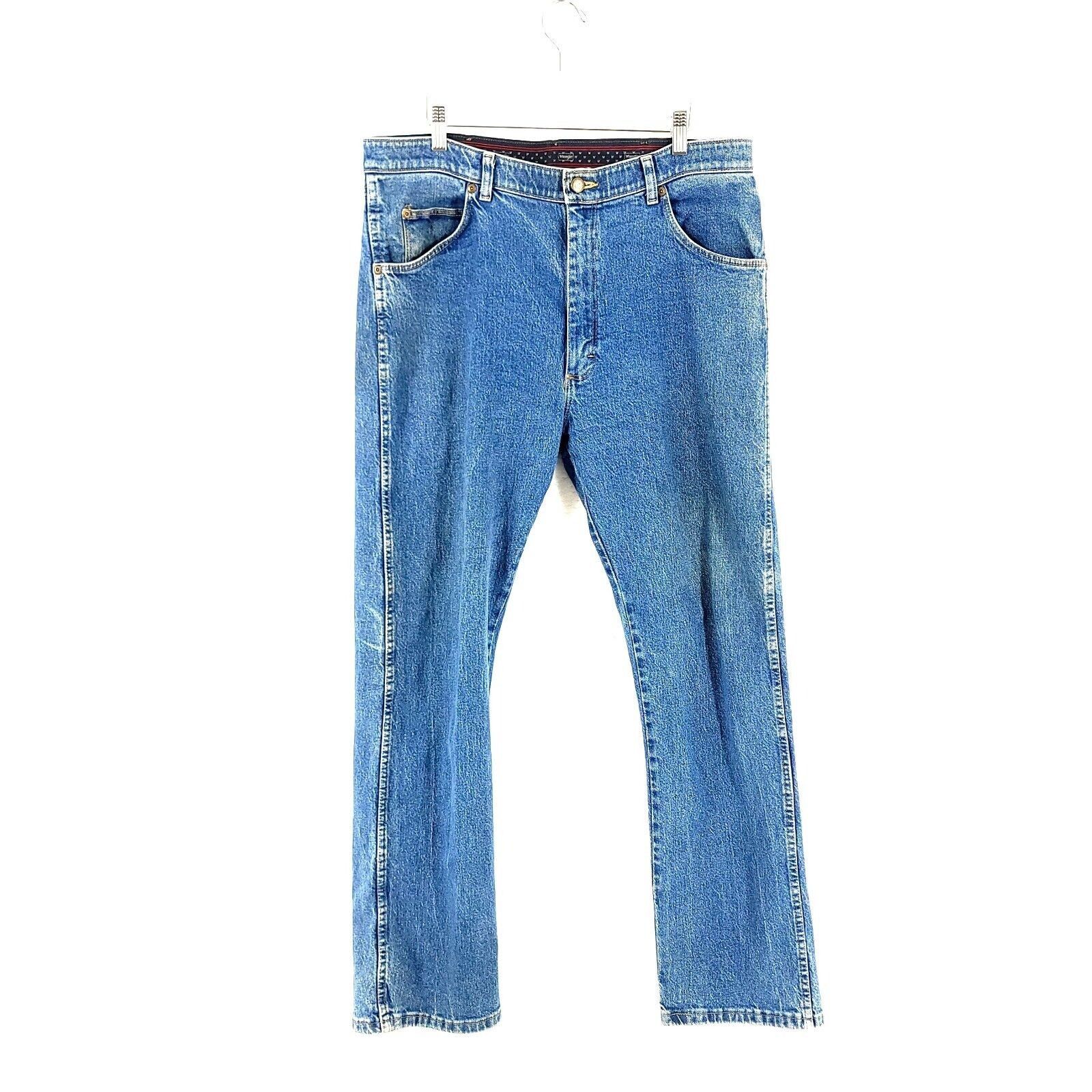 Wrangler Wrangler Regular Fit Medium Wash Blue Denim Elastic Waist Hi Size US 36 / EU 52 - 1 Thumbnail