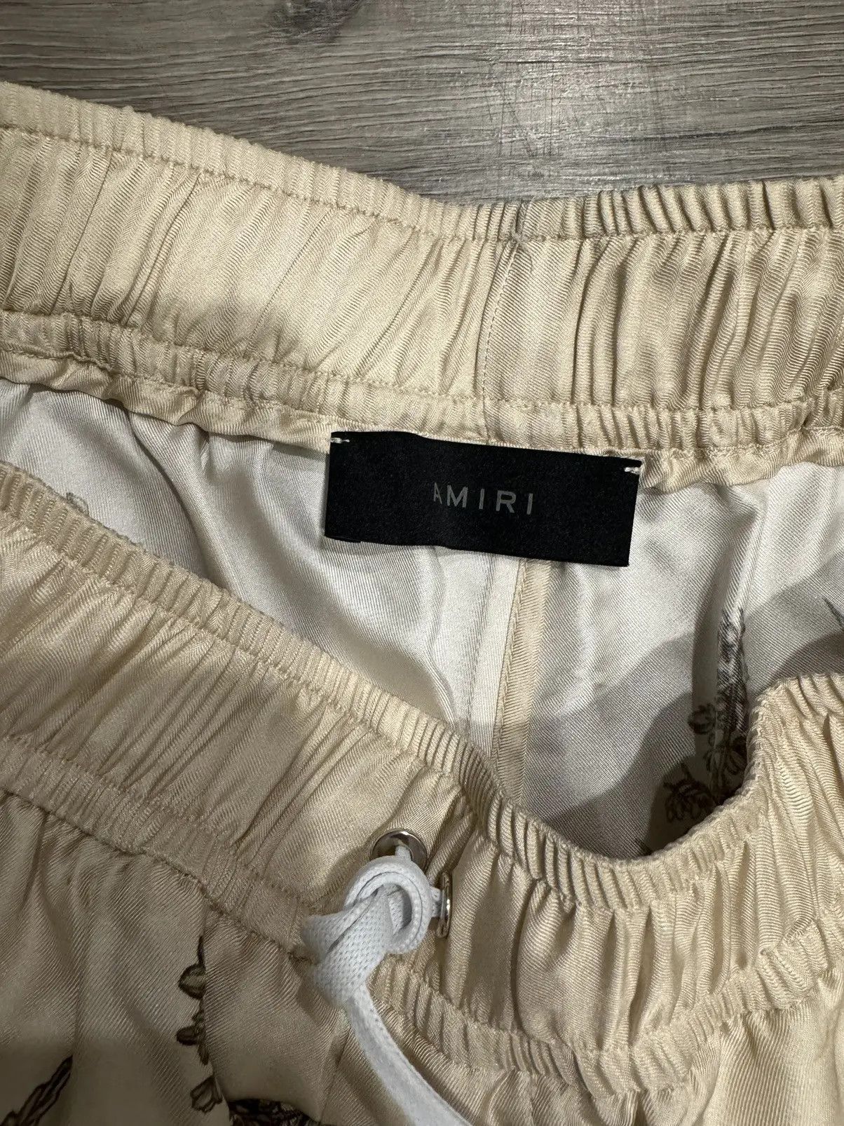 Amiri Amiri Silk Botanical Shorts Size US 30 / EU 46 - 9 Thumbnail
