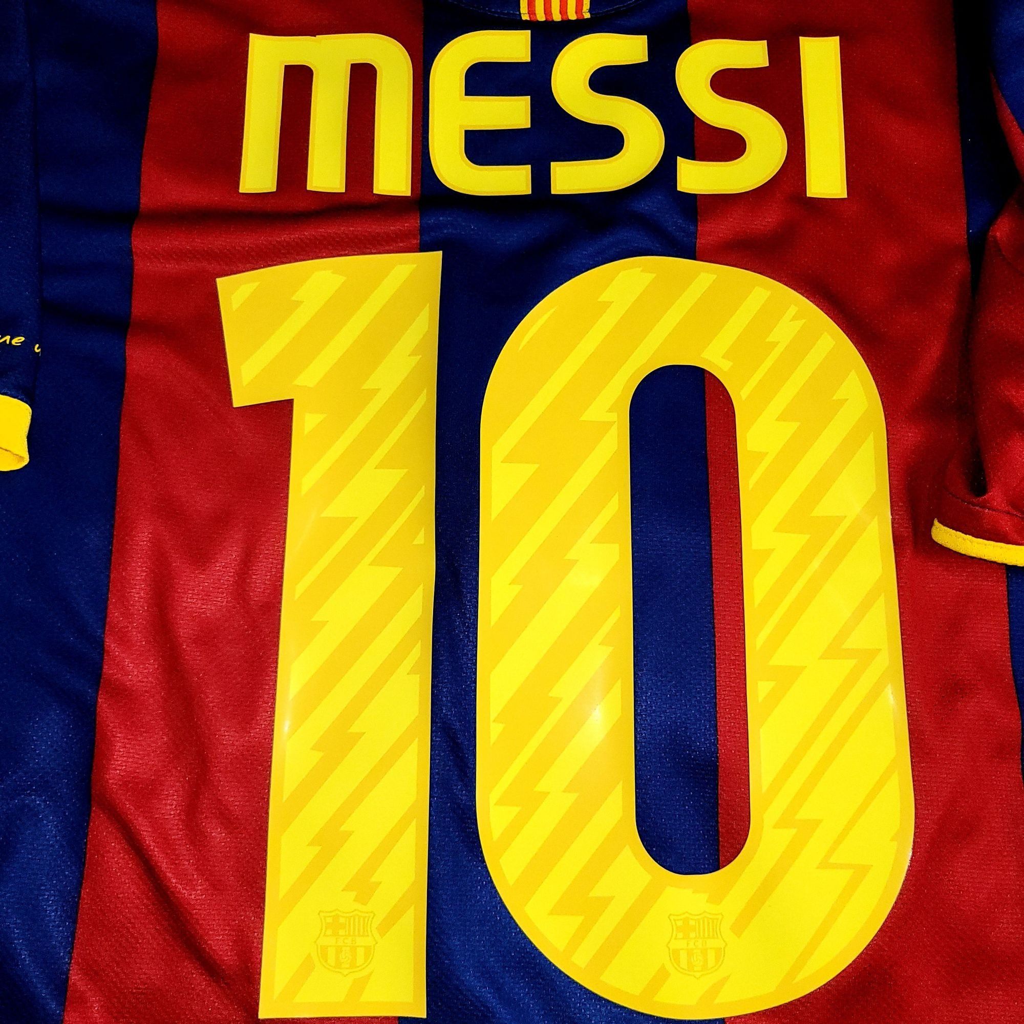 Nike Messi Barcelona 2010 2011 Home Soccer Jersey M Size US M / EU 48-50 / 2 - 4 Thumbnail