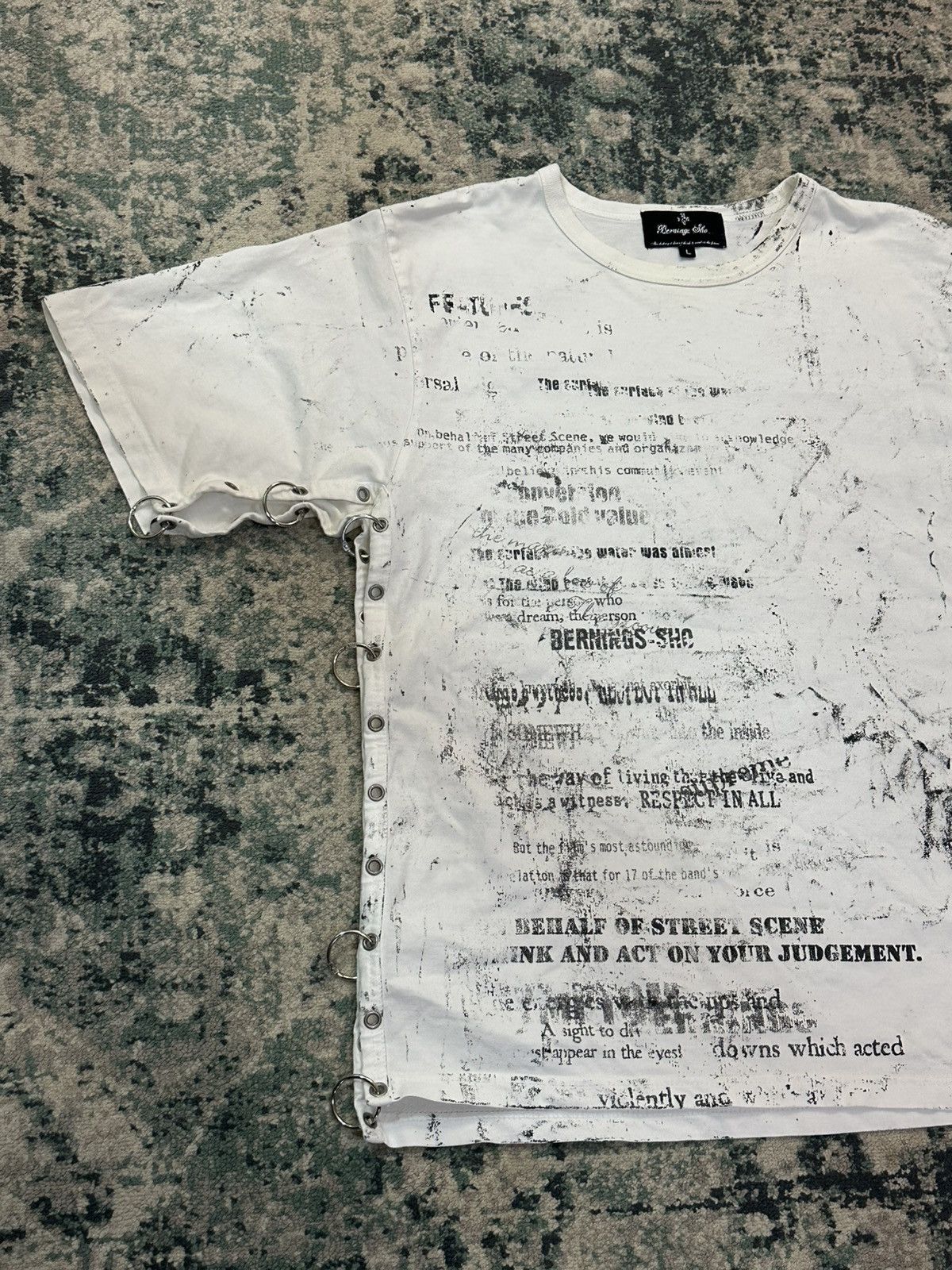 Seditionaries Vintage Bernings Sho Poem Studded/Ring T-Shirt Size US M / EU 48-50 / 2 - 3 Thumbnail