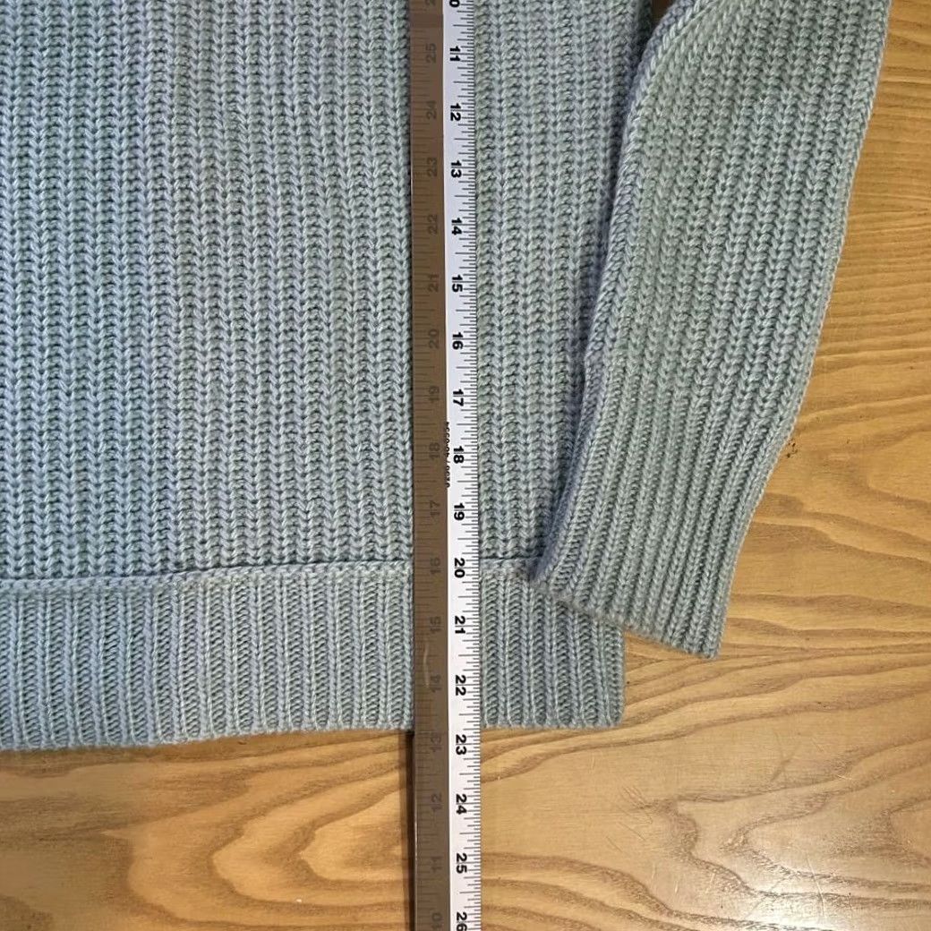 Vintage J Crew Wool Mohair Blend Grew Neck Sweater Zipper Detail Womens Small Gray Size S / US 4 / IT 40 - 6 Thumbnail