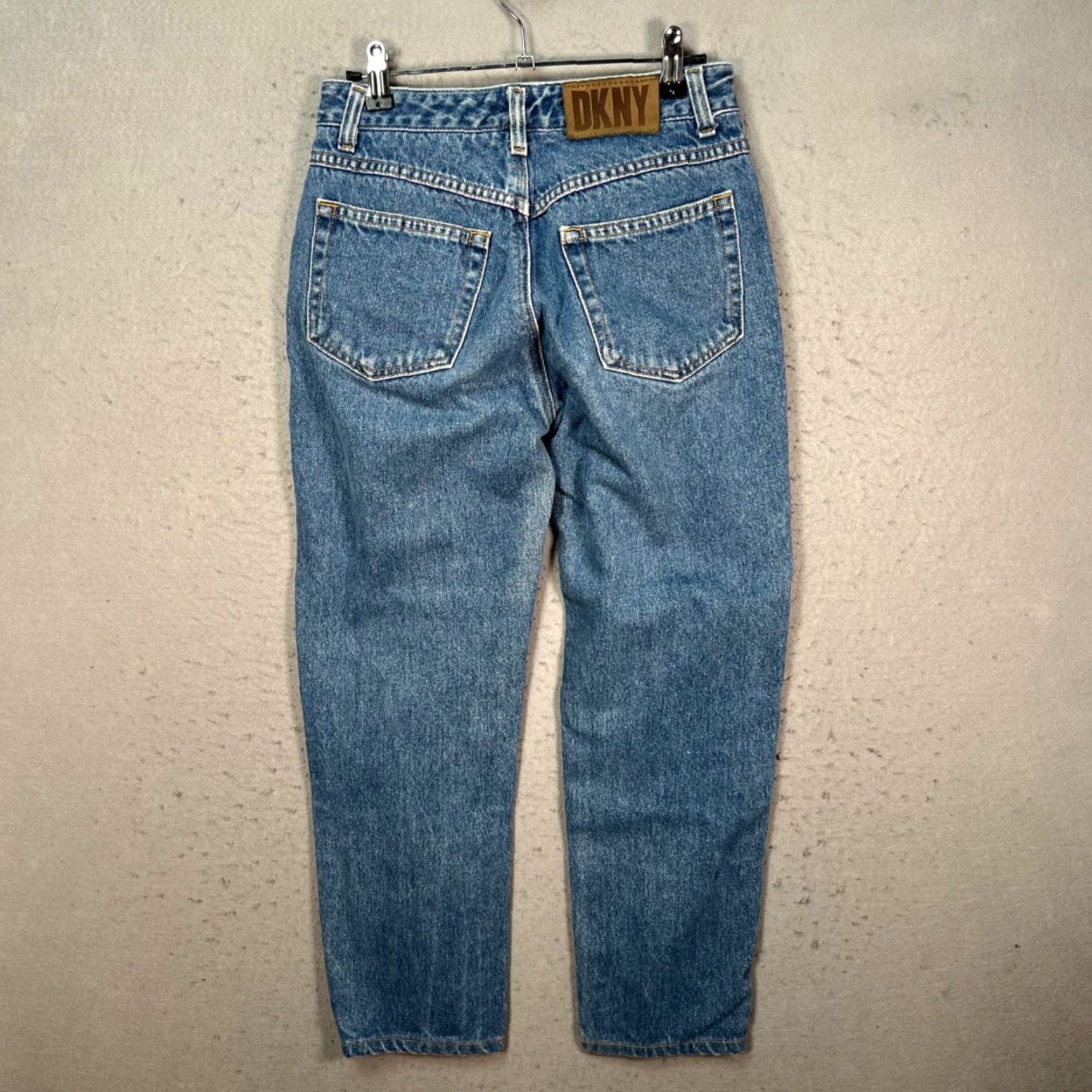 DKNY VINTAGE DKNY Womens Jeans Denim Blue 5-Pocket Tapered Mid Rise 26in Waist 25in Inseam Size 2 Light Distressed Size 26" / US 2 / IT 38 - 2 Thumbnail