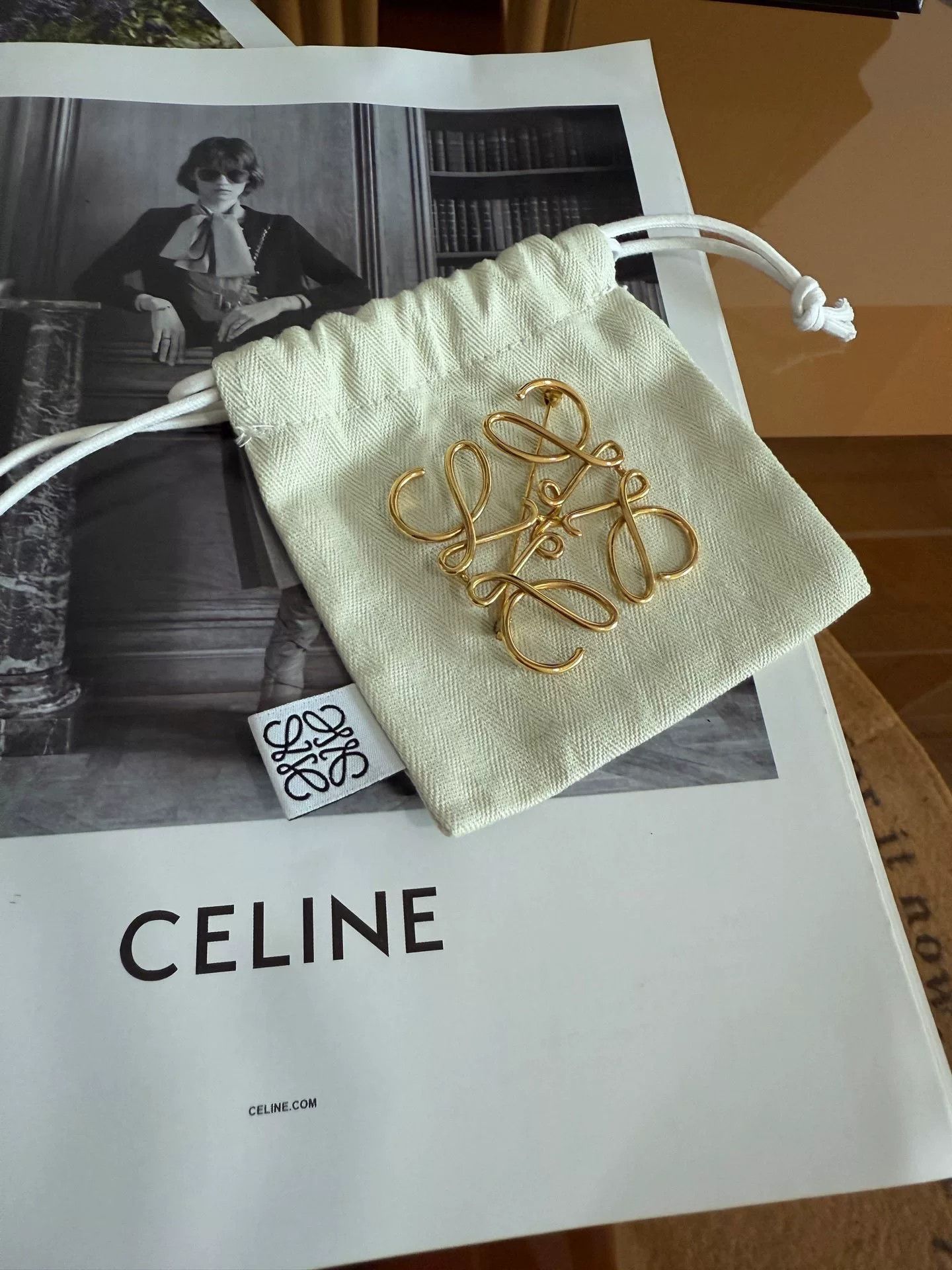Loewe Loewe Anagram Gold Brooch Size ONE SIZE - 1 Thumbnail