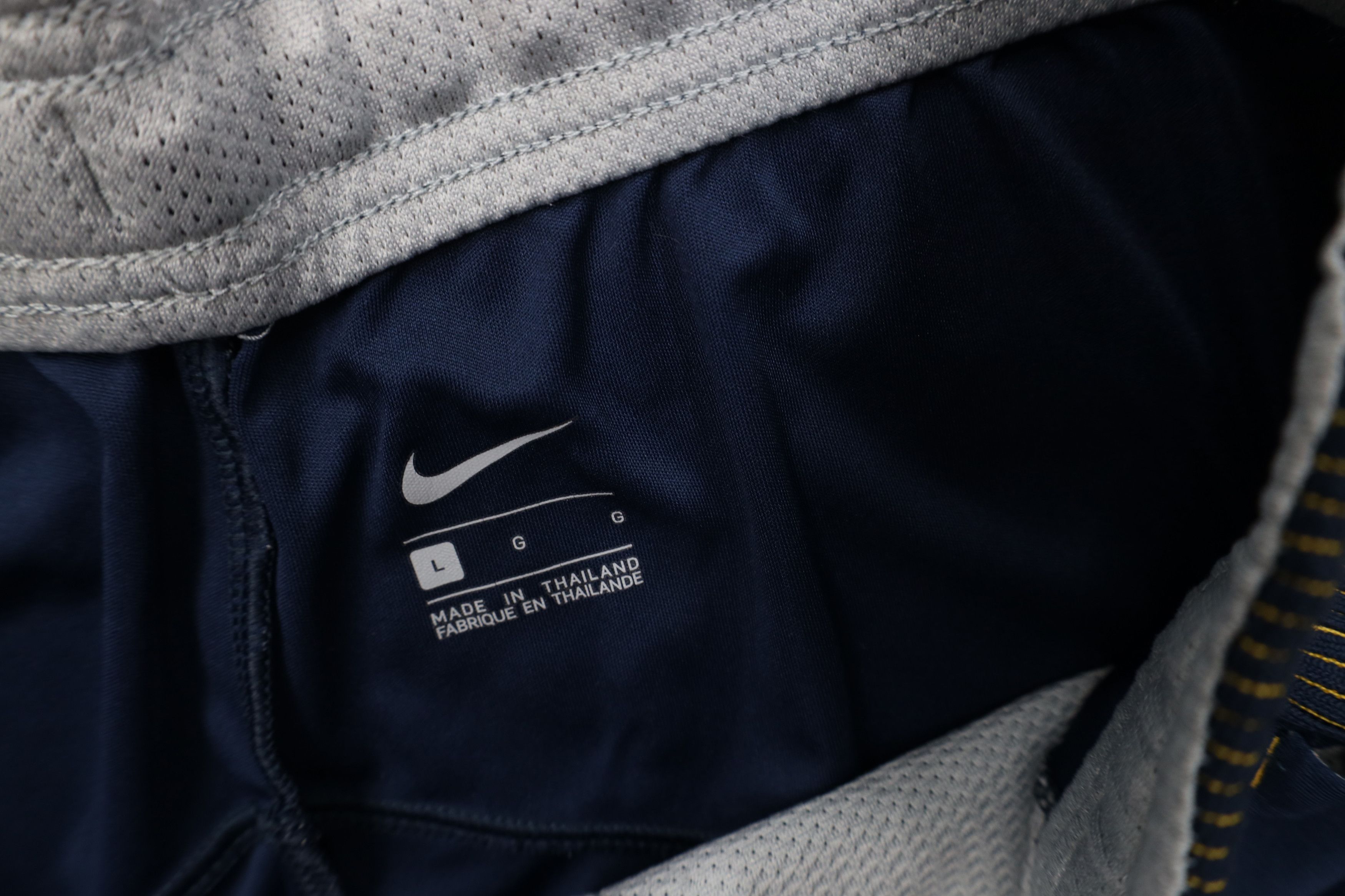 Nike Nike University of Toledo Football Above Knee Shorts Blue Size US 34 / EU 50 - 9 Thumbnail