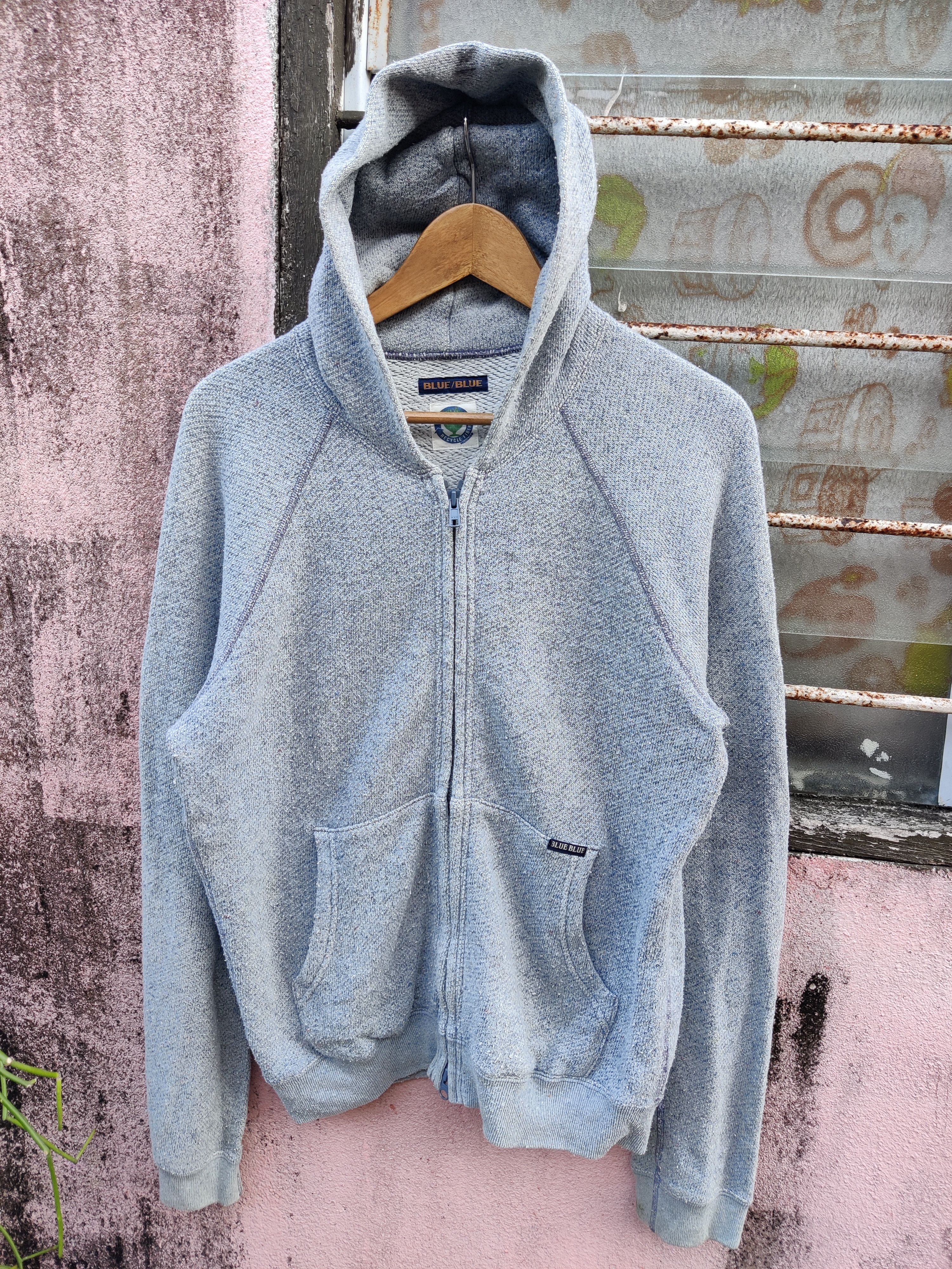 Blue Blue Japan 🔥Best Offer🔥 Vintage Blue Blue Japan Recycle Fiber Hoodie Size US M / EU 48-50 / 2 - 2 Thumbnail