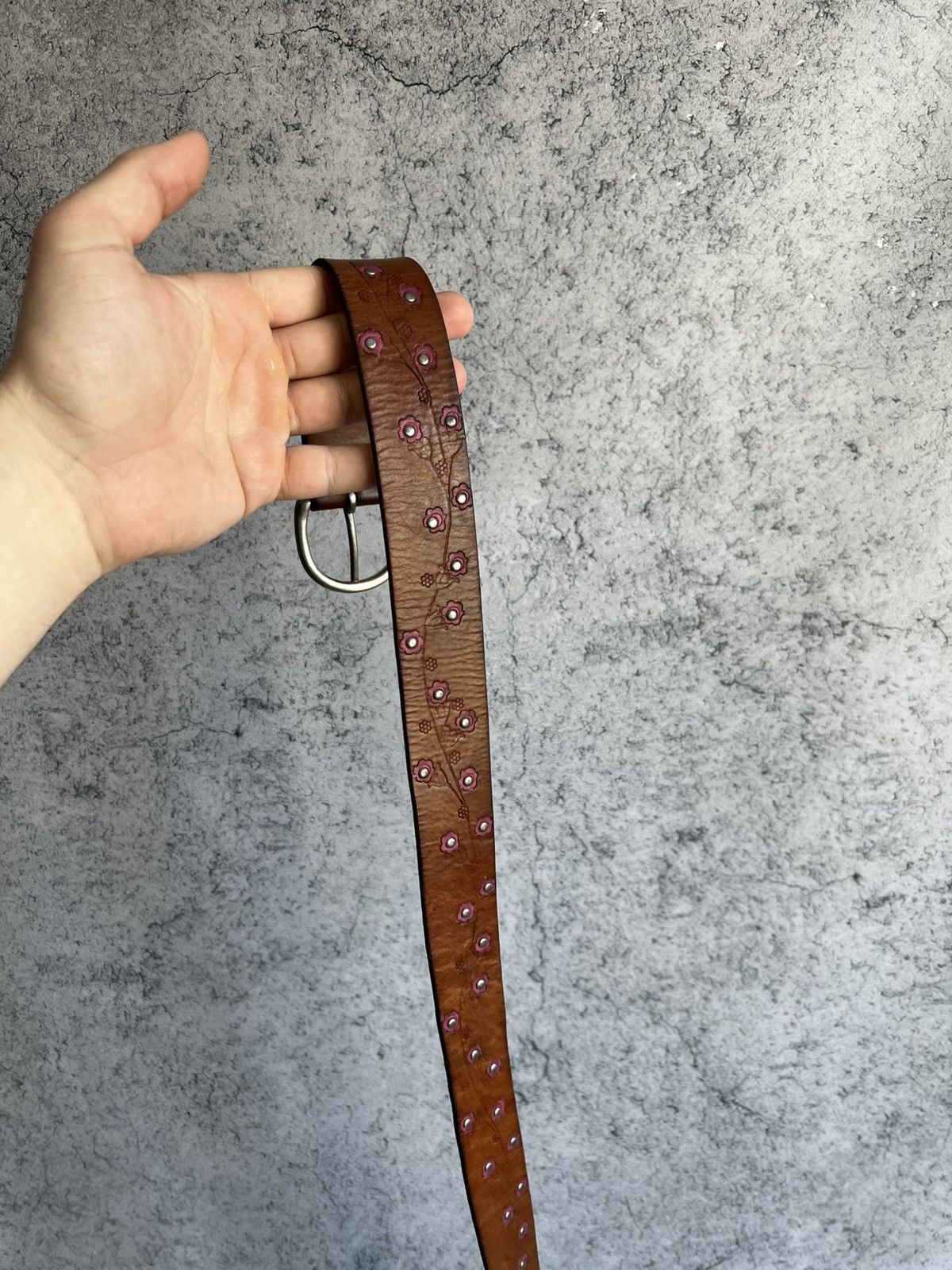 Genuine Leather Vintage Genuine Leather Brown Studded Flower Belt Womens Size ONE SIZE - 5 Thumbnail