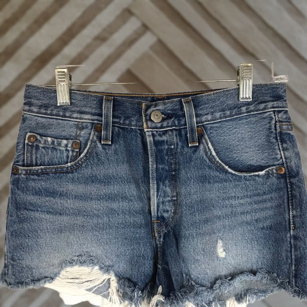 Levi's Levi'S Premium 501 Distressed Shorts - Medium Wash - High Rise - Cotton Casual Denim Size 42" / US 20 - 1 Thumbnail