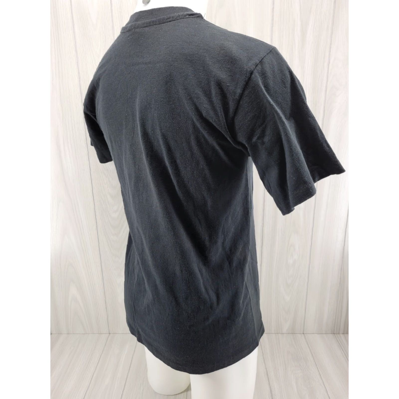 Anvil VINTAGE Anvil T-Shirt Wolf Shirt 90s Y2K Graphic Tee Mens M Black Cotton Short Sleeve Crew Neck Size US M / EU 48-50 / 2 - 5 Thumbnail