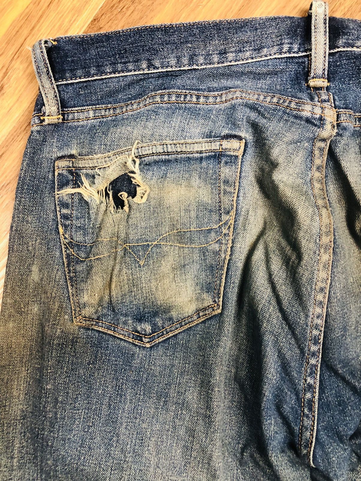Polo Ralph Lauren Polo Ralph Lauren The Sullivan Slim Distressed Denim (37) Size US 30 / EU 46 - 23 Thumbnail