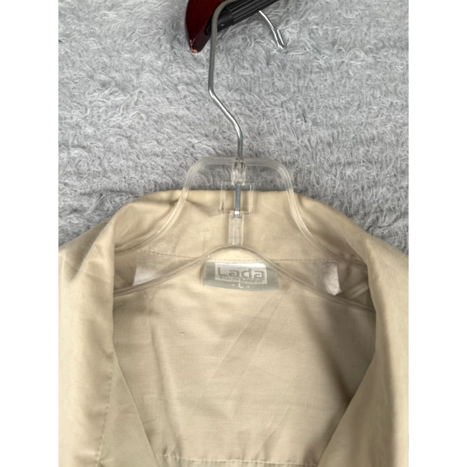 Vintage VINTAGE Lada Shirt Adult Large Beige Polyester Cotton Blend 4 Pocket Button-Up Men Beige L Shirt Casual Workwear Pockets - Mens Size US L / EU 52-54 / 3 - 6 Thumbnail