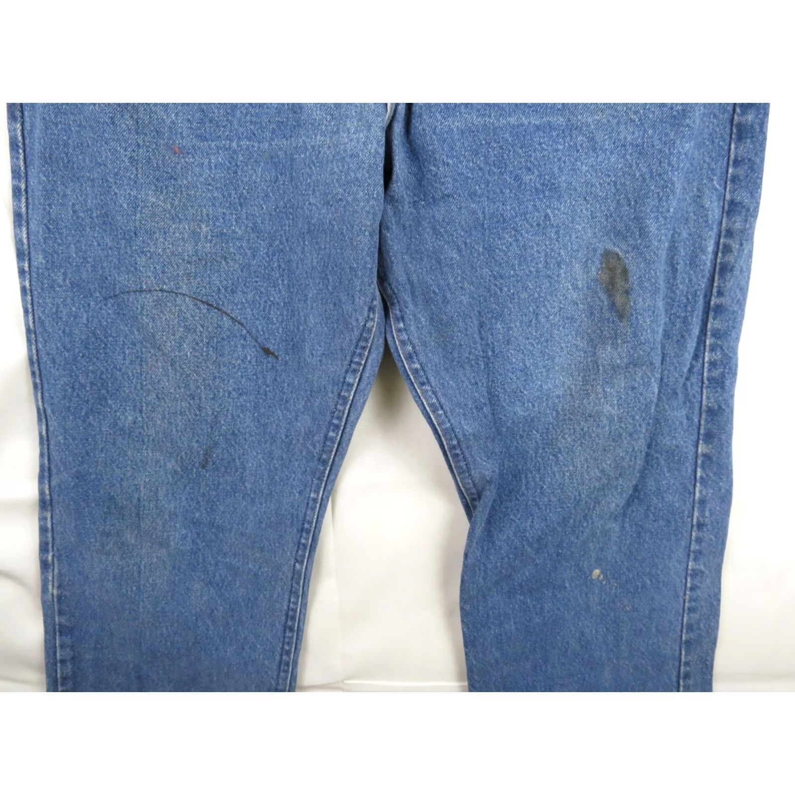 Lee VINTAGE LEE Jeans 1990's Size 38X31 Med Blue Stone washed Made in USA Mens Size US 38 / EU 54 - 3 Thumbnail